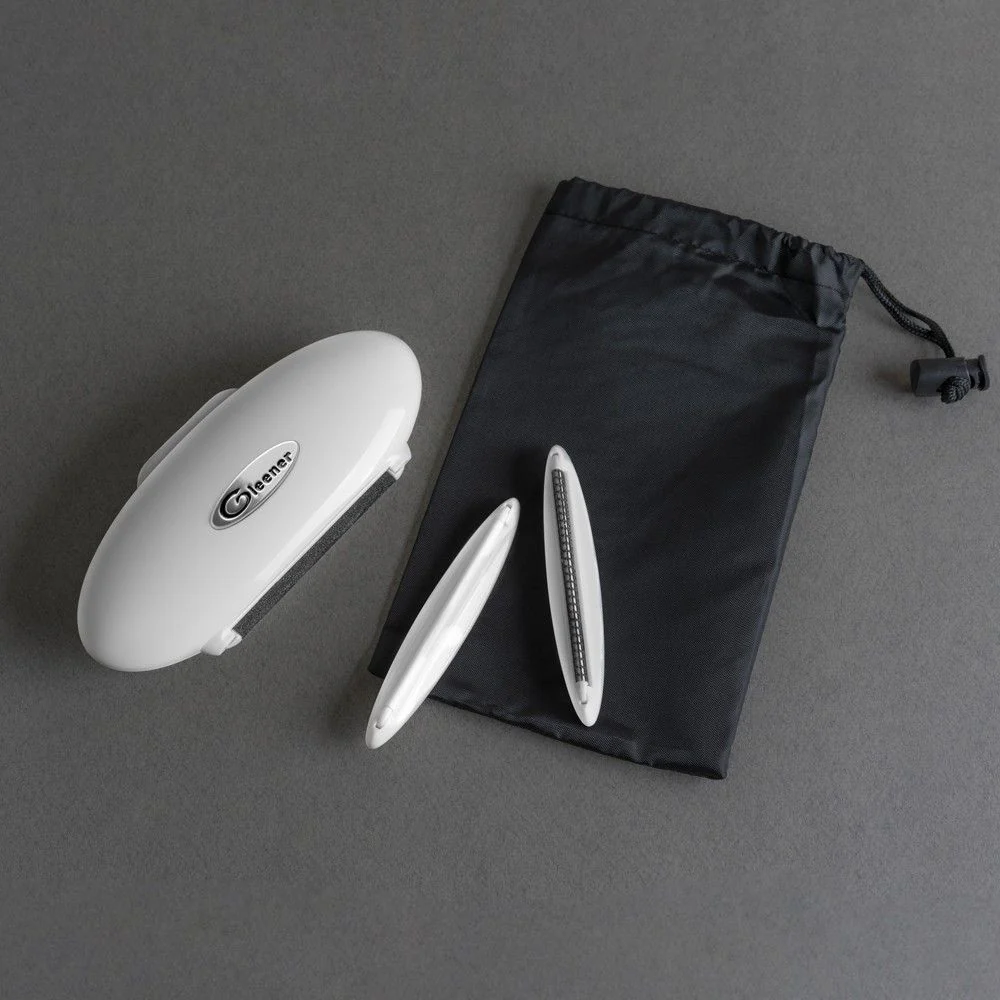 Gleener Compact Fabric Shaver & Lint Brush - Travelsize