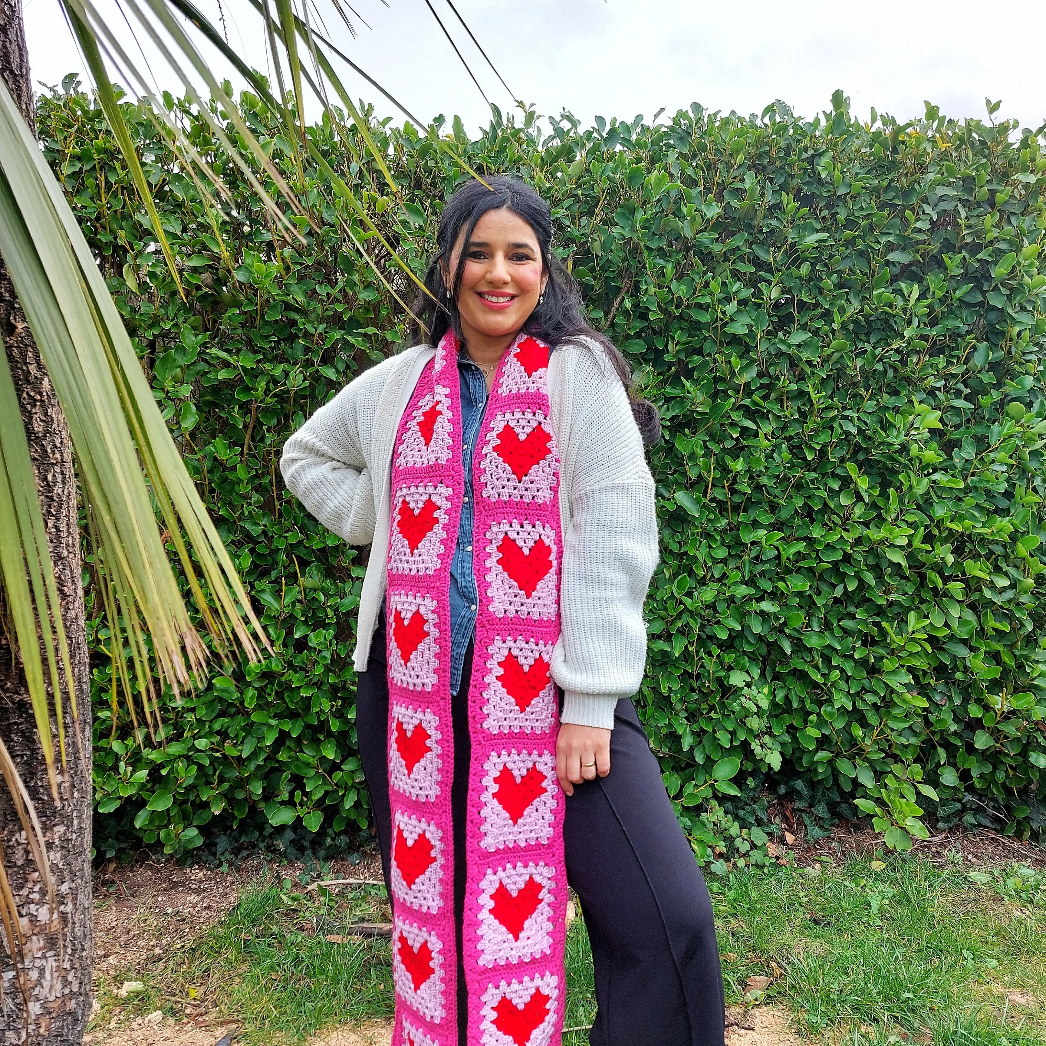 Queen of Hearts - Scarf