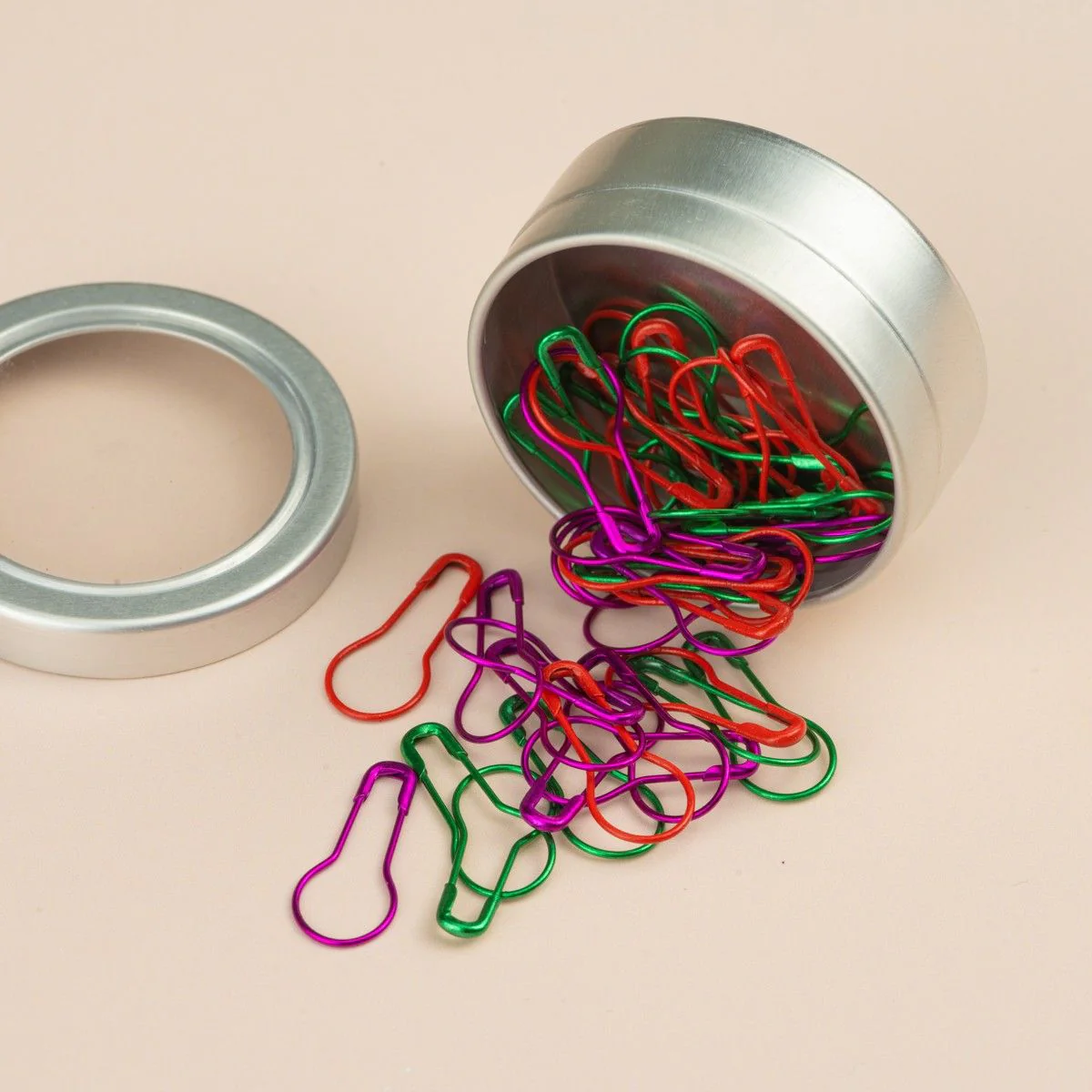 1988-stitch-markers-metal-1.webp