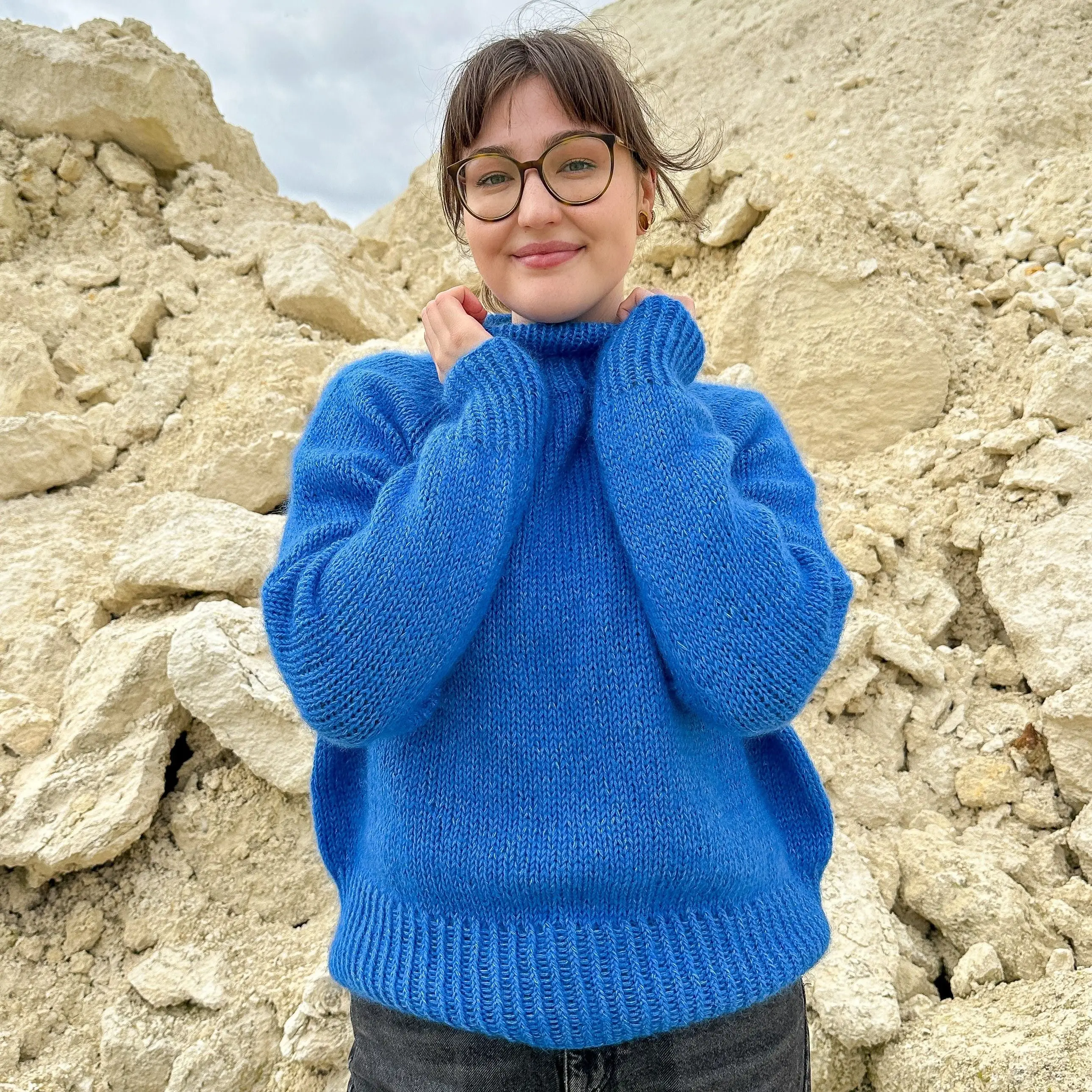 19885-bella-sweater-1.webp