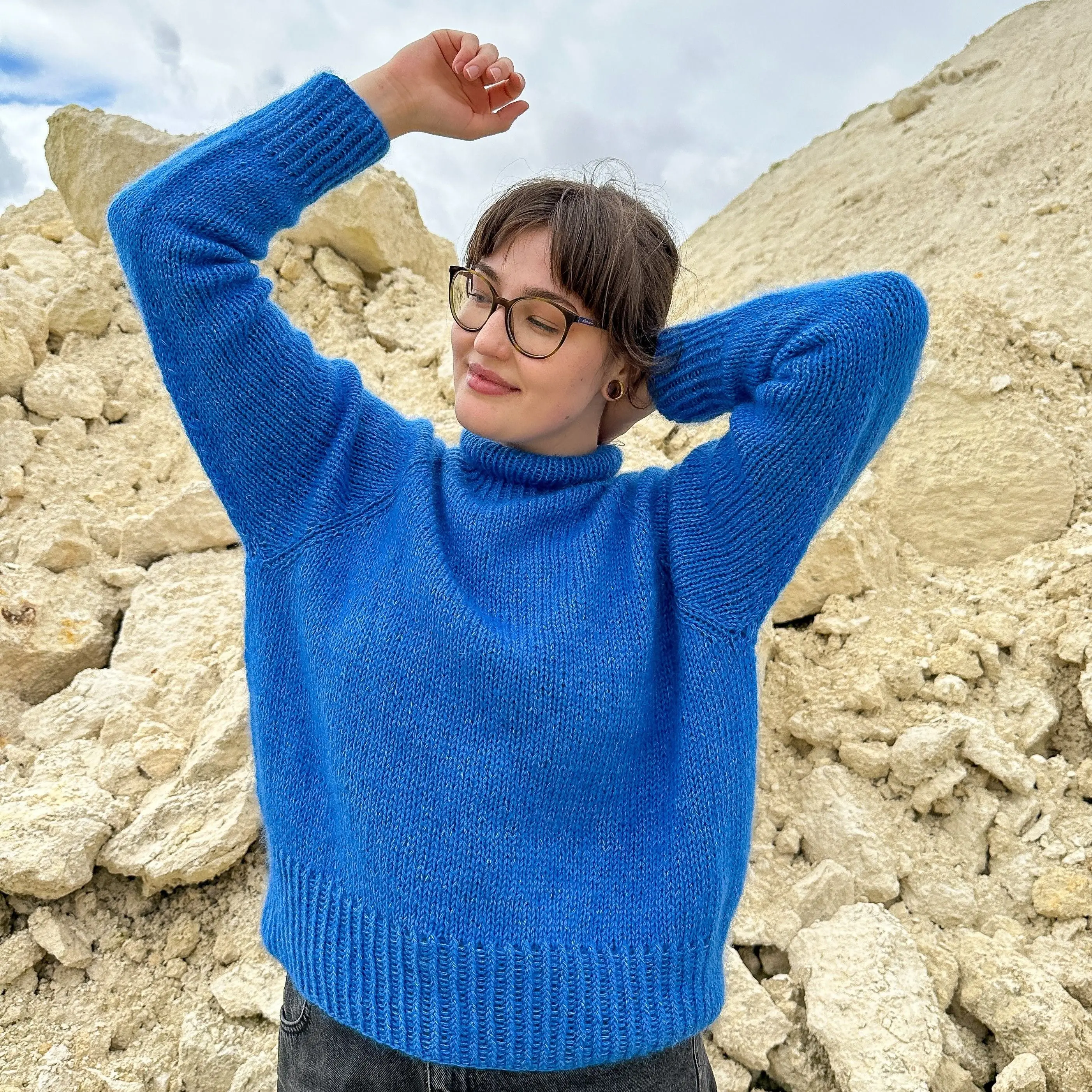 19885-bella-sweater-1.webp