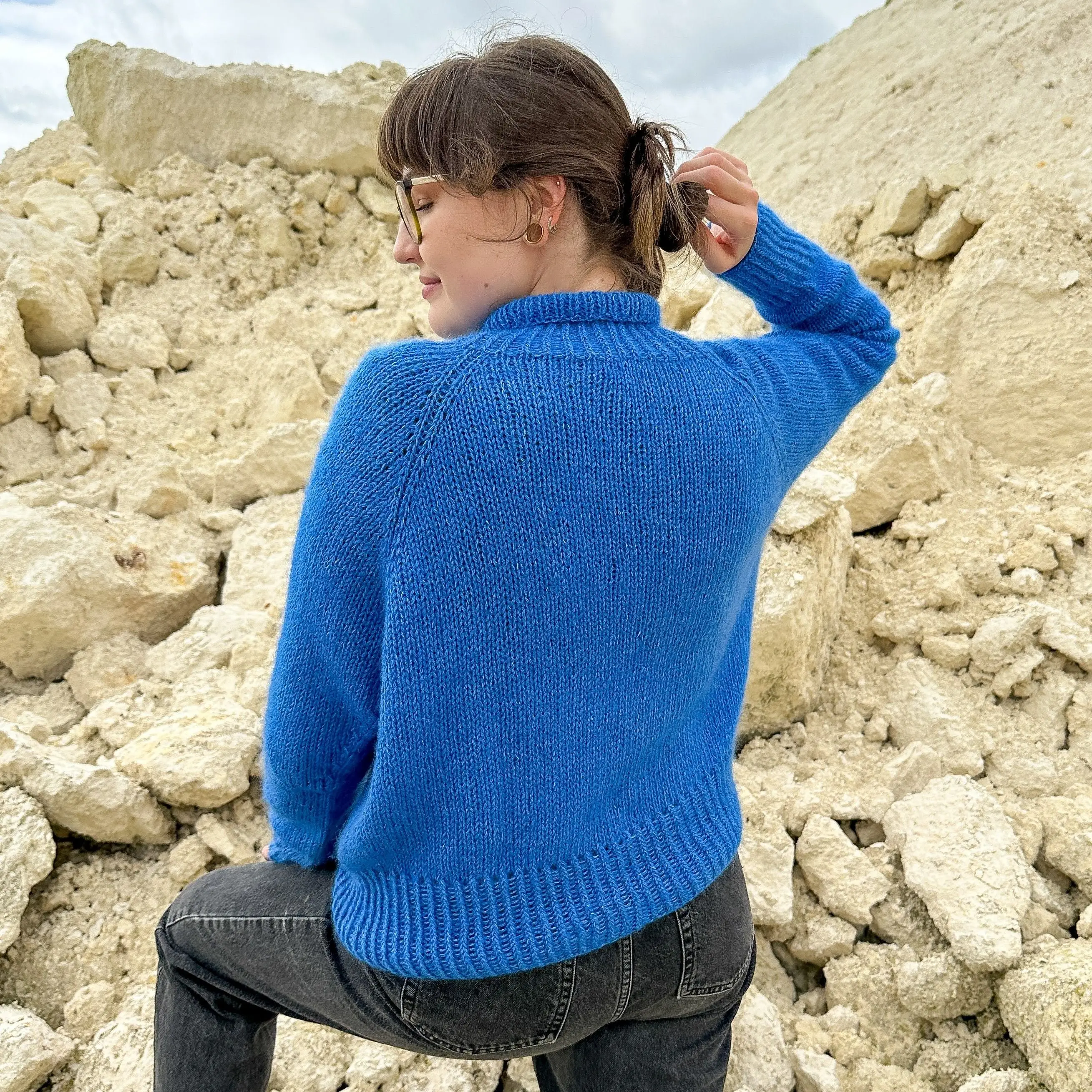 19885-bella-sweater-1.webp