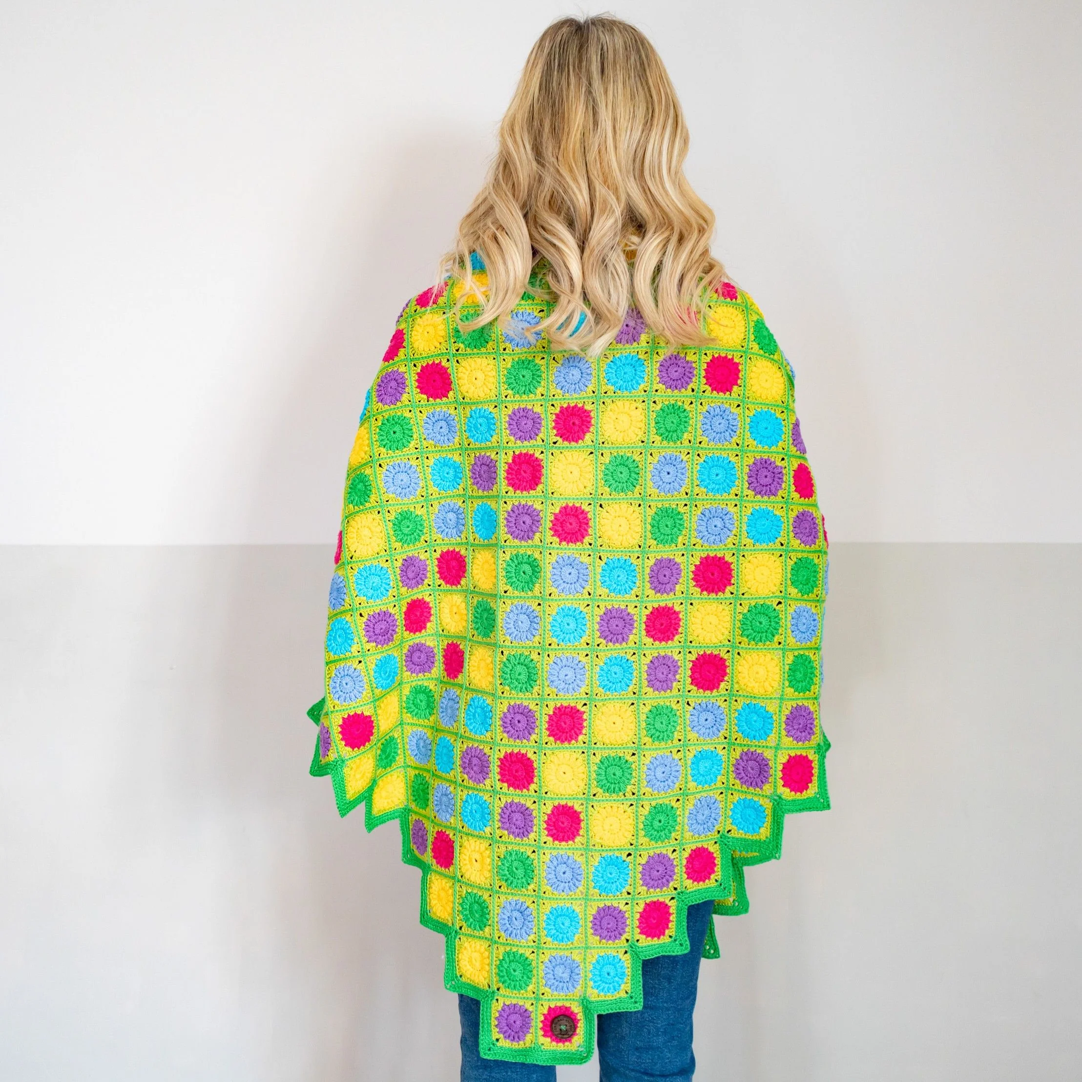 19892-whimsical-garden-shawl-1.webp