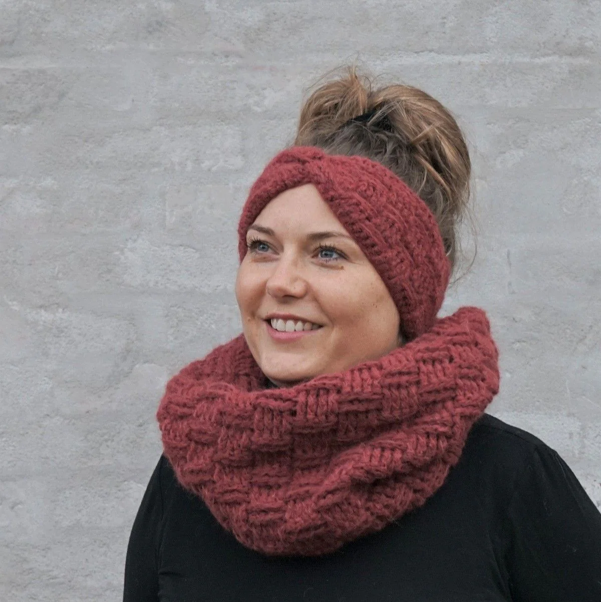 Cleo - Neck Warmer