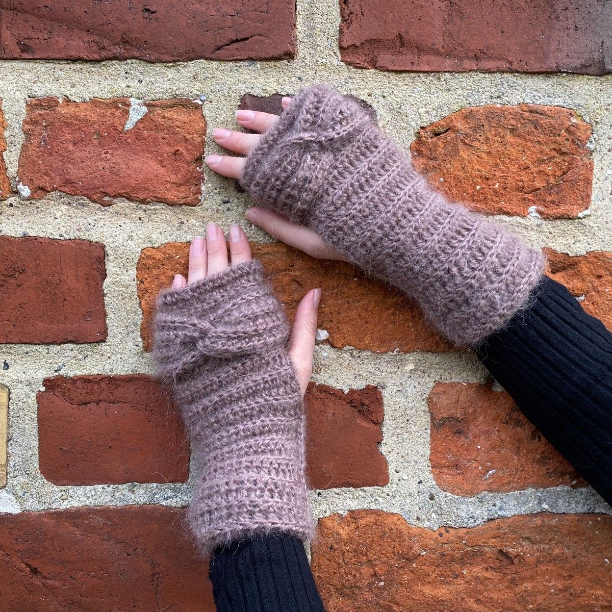 Delight â Wrist Warmers