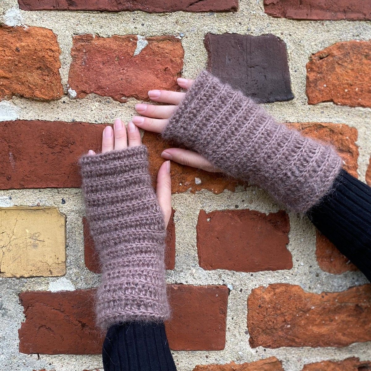 Delight â Wrist Warmers