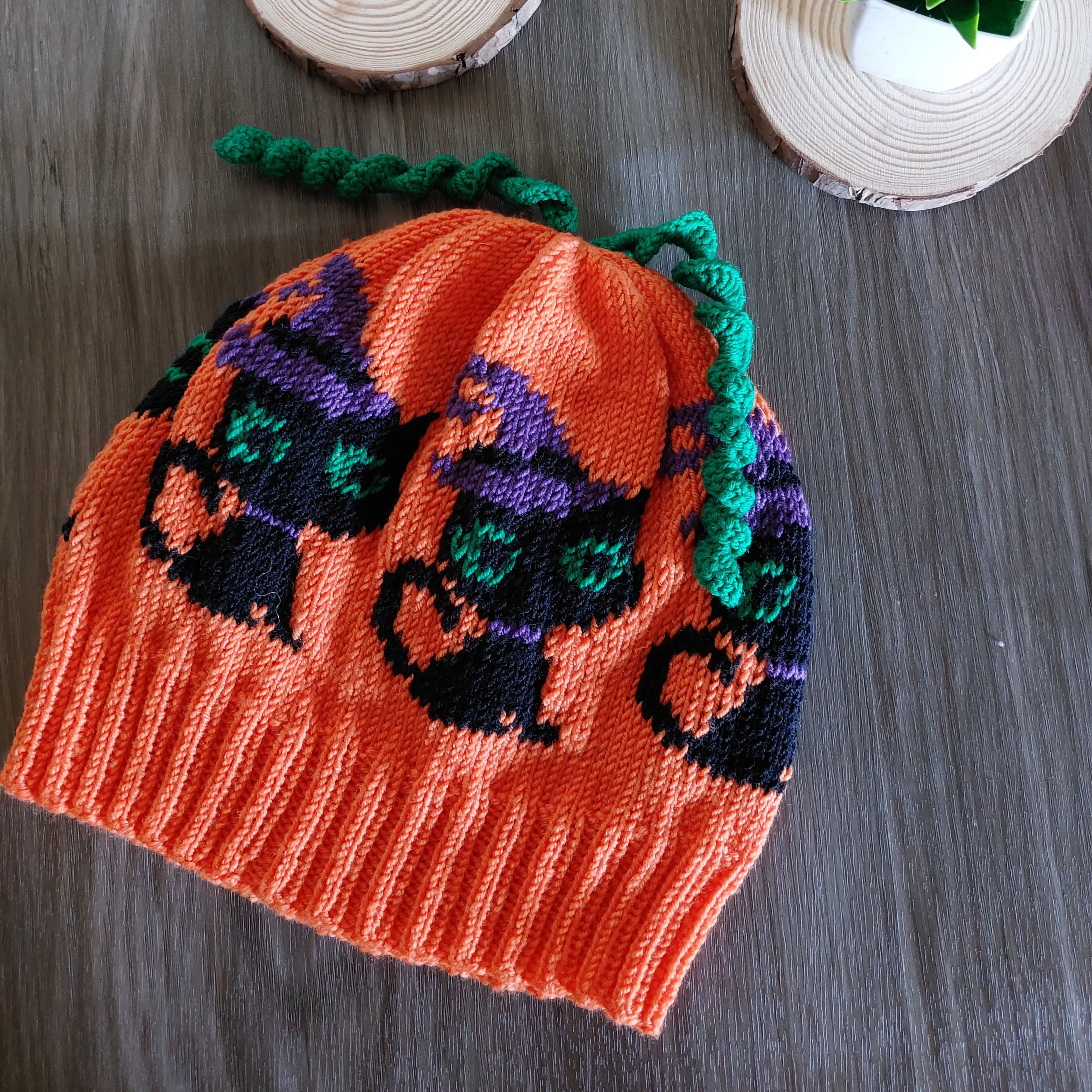 19935-black-cats-hat-1.webp