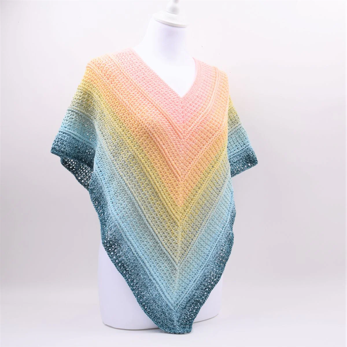 Timeless Poncho - Twister