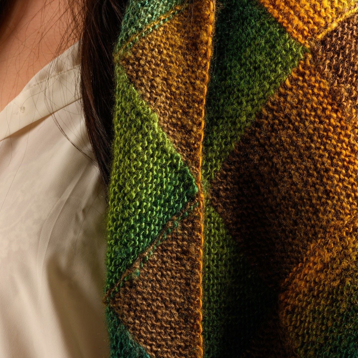 20109-juniper-shawl-1.webp