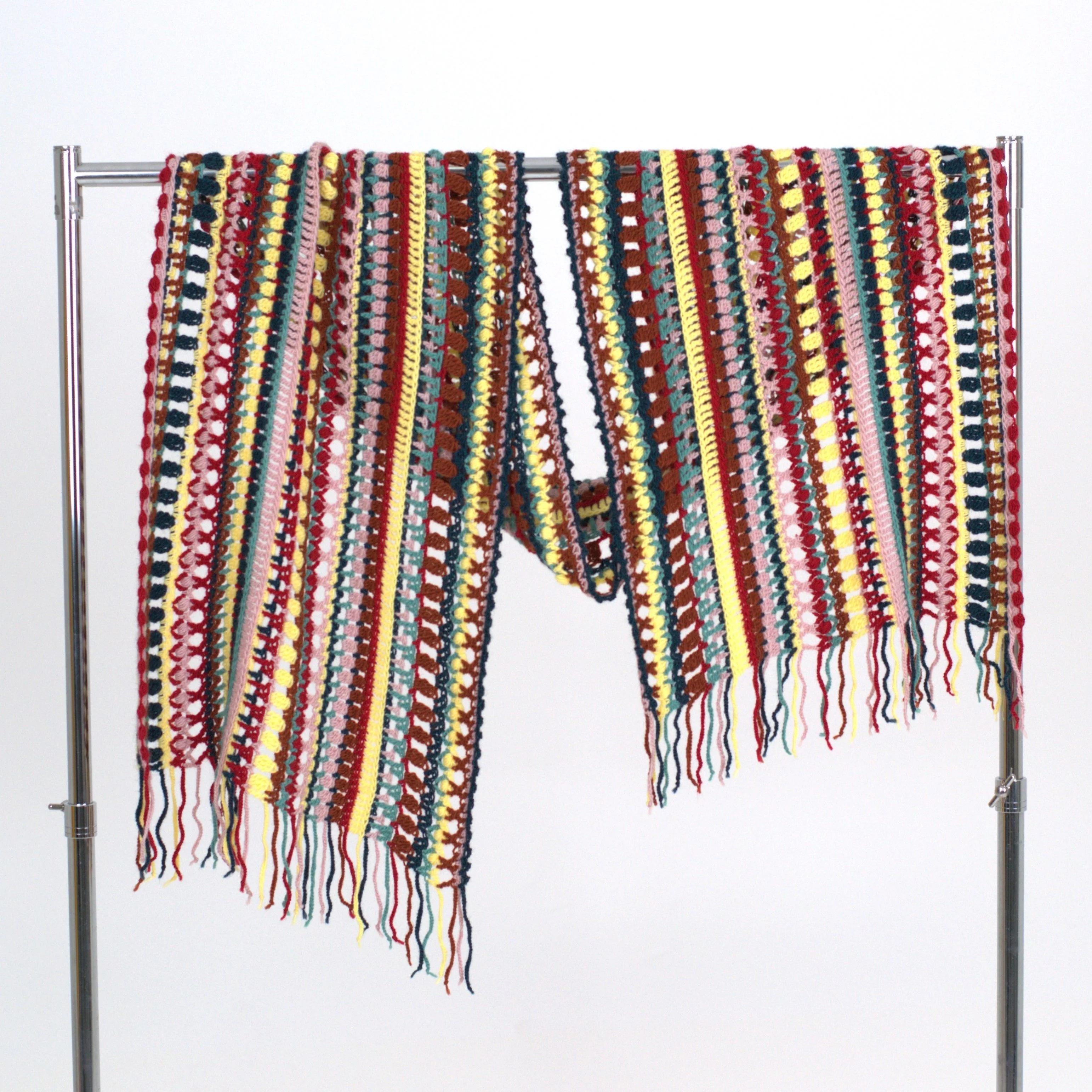 20240-serene-stripes-scarf-1.webp