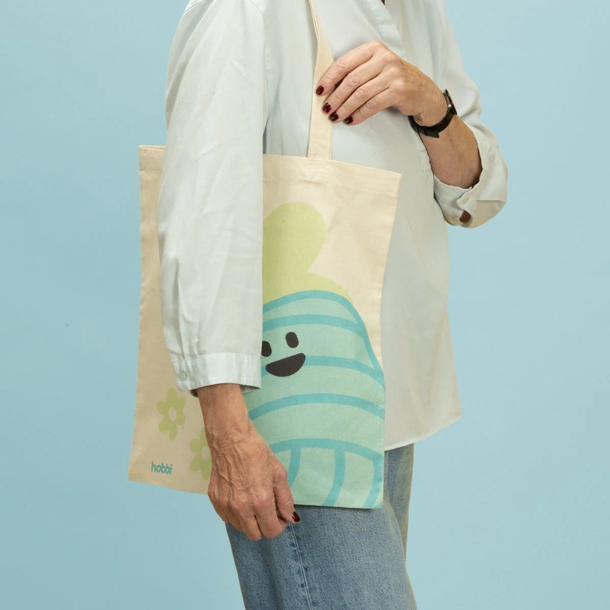 2033-tote-bag-yarniis-1.webp