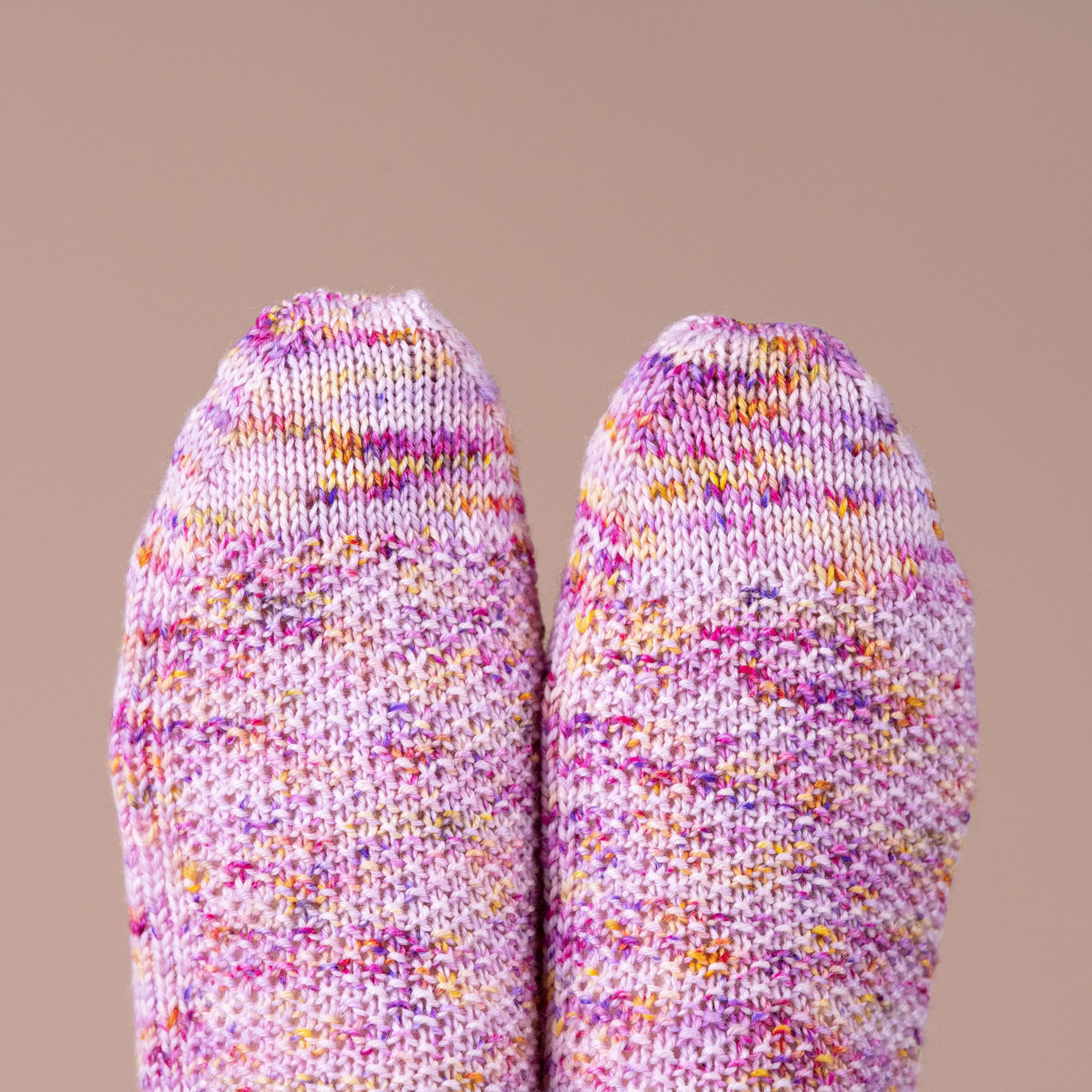 20444-mekong-women-s-socks-1.webp