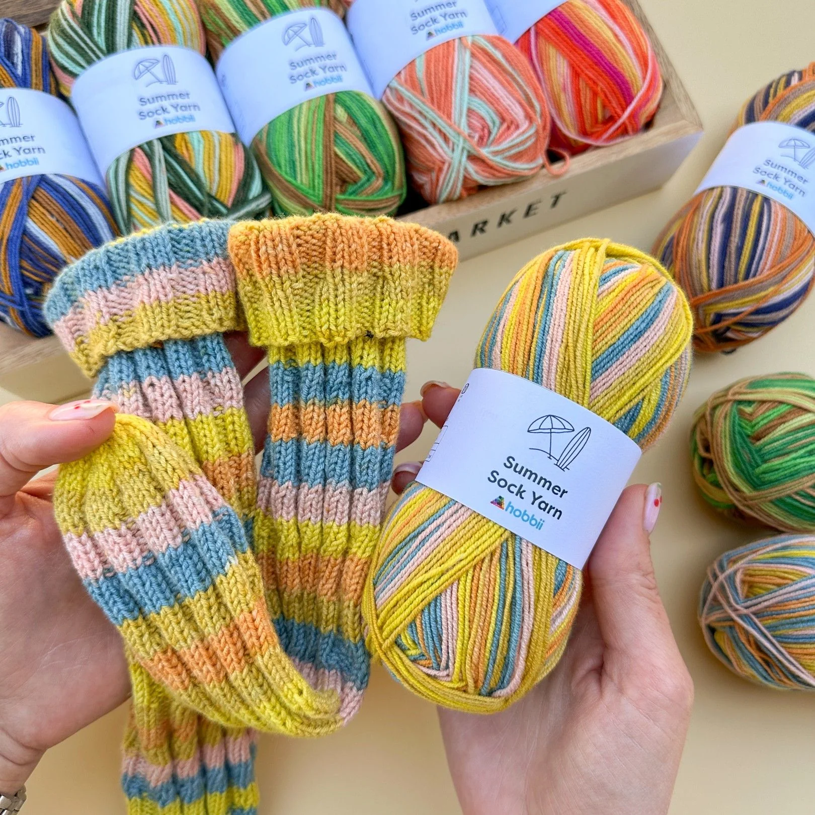 20576-summer-sock-yarn-1.webp