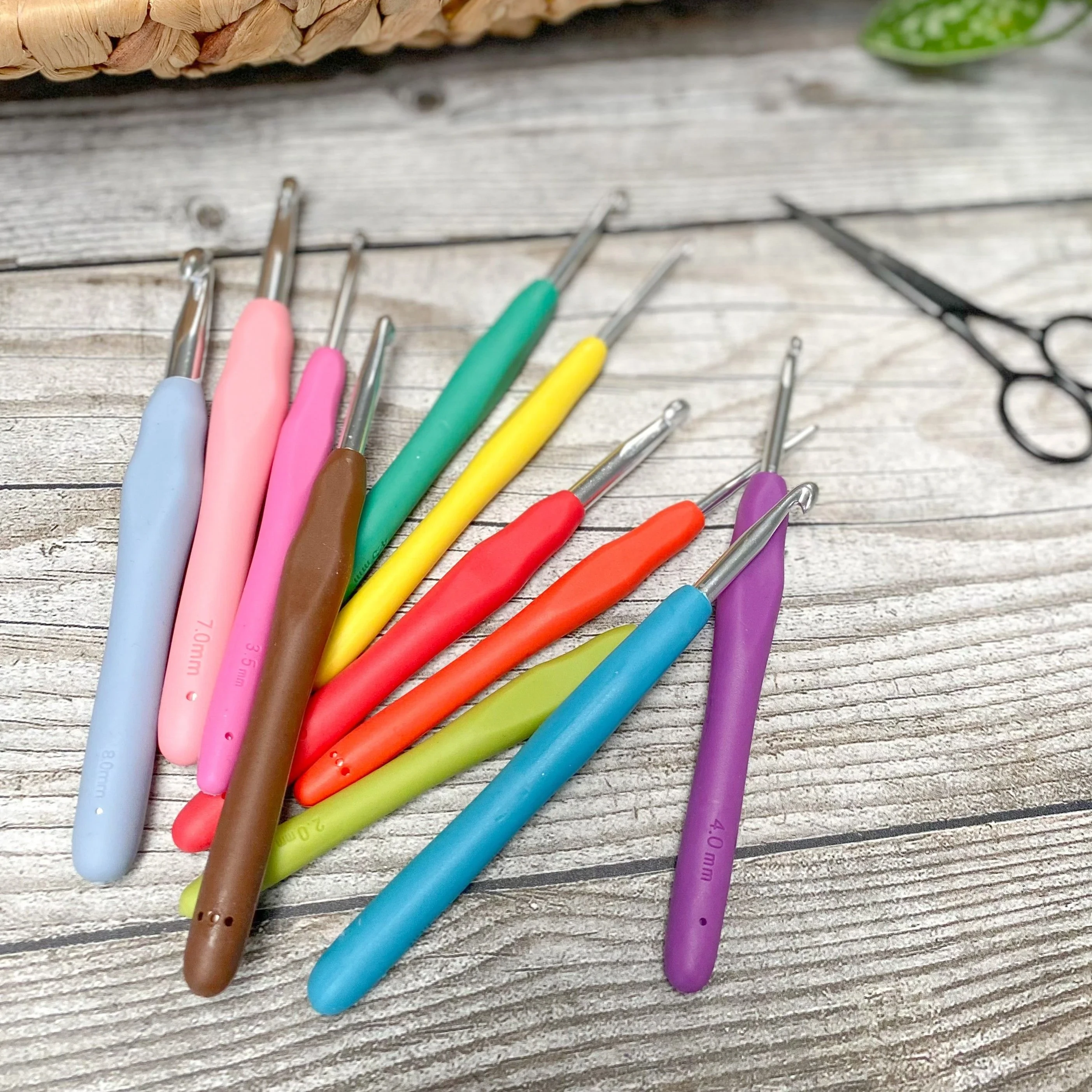 Easy Touch Crochet Hook Set - 11 sizes