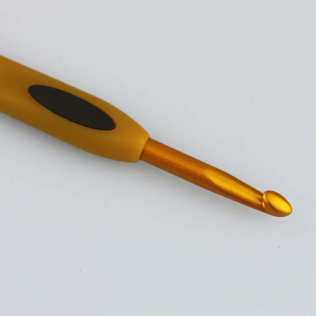 21151-soft-touch-crochet-hook-1.webp
