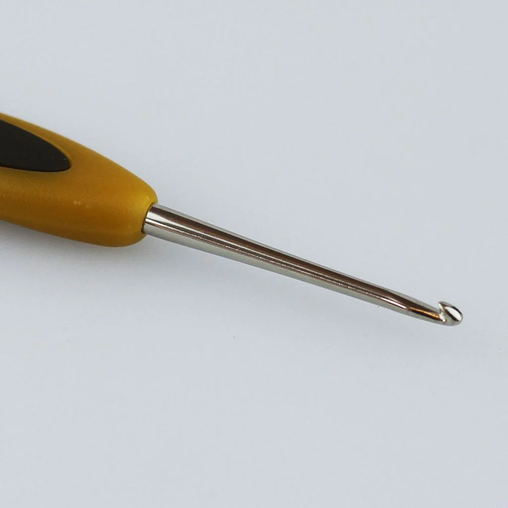 21151-soft-touch-crochet-hook-1.webp