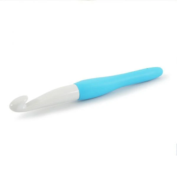21204-amour-crochet-hook-1.webp