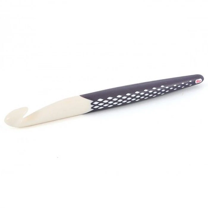 Ergonomic Crochet Hook