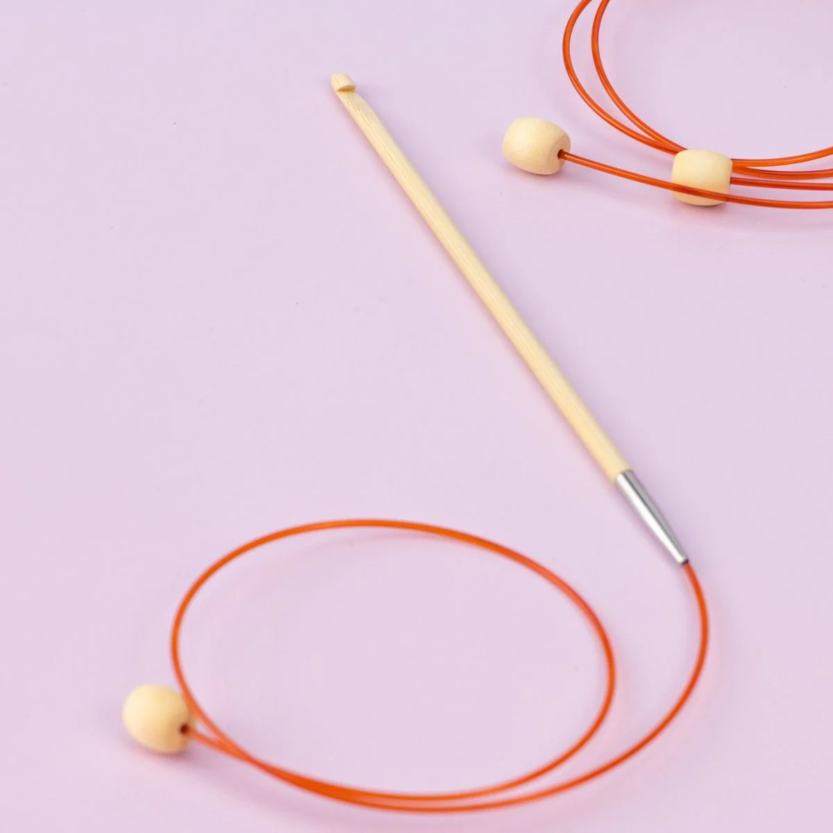 21372-bamboo-tunisian-crochet-hook-with-wire-50-cm-20-in–1.webp