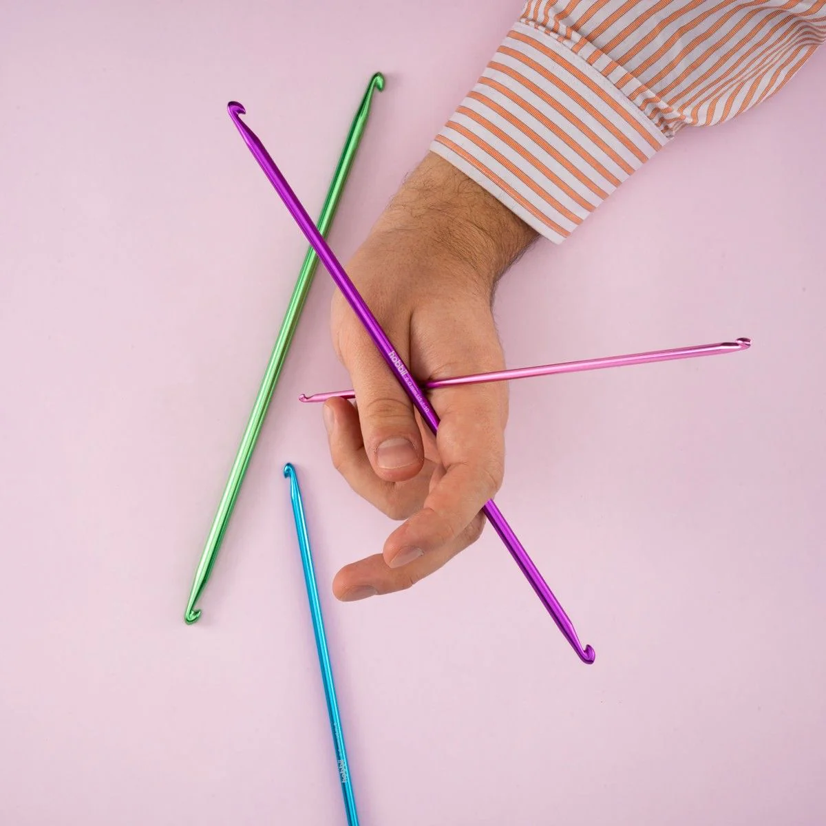21405-alu-double-ended-tunisian-crochet-hook-set-28-cm-1.webp