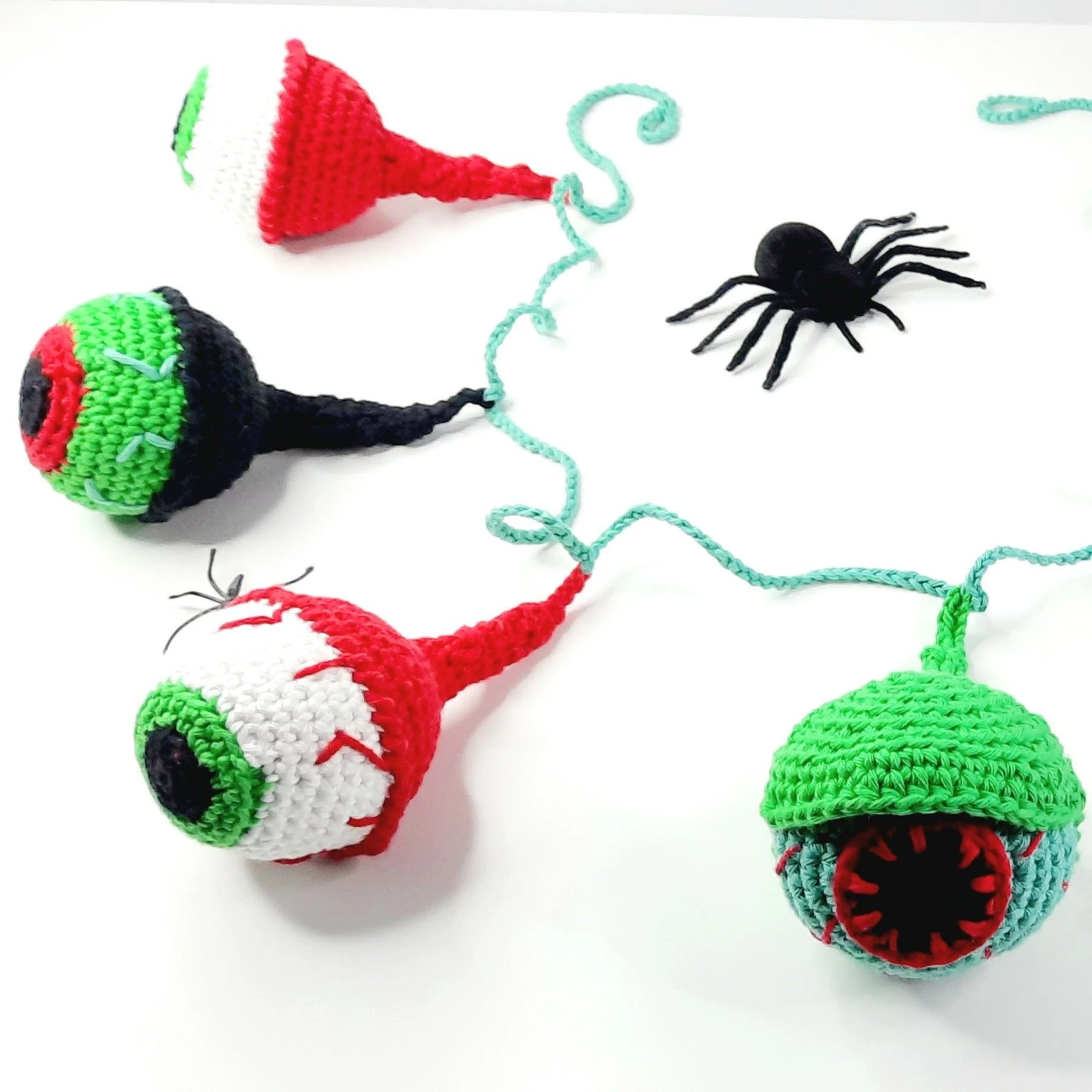 Eyeball Garland - Decorations