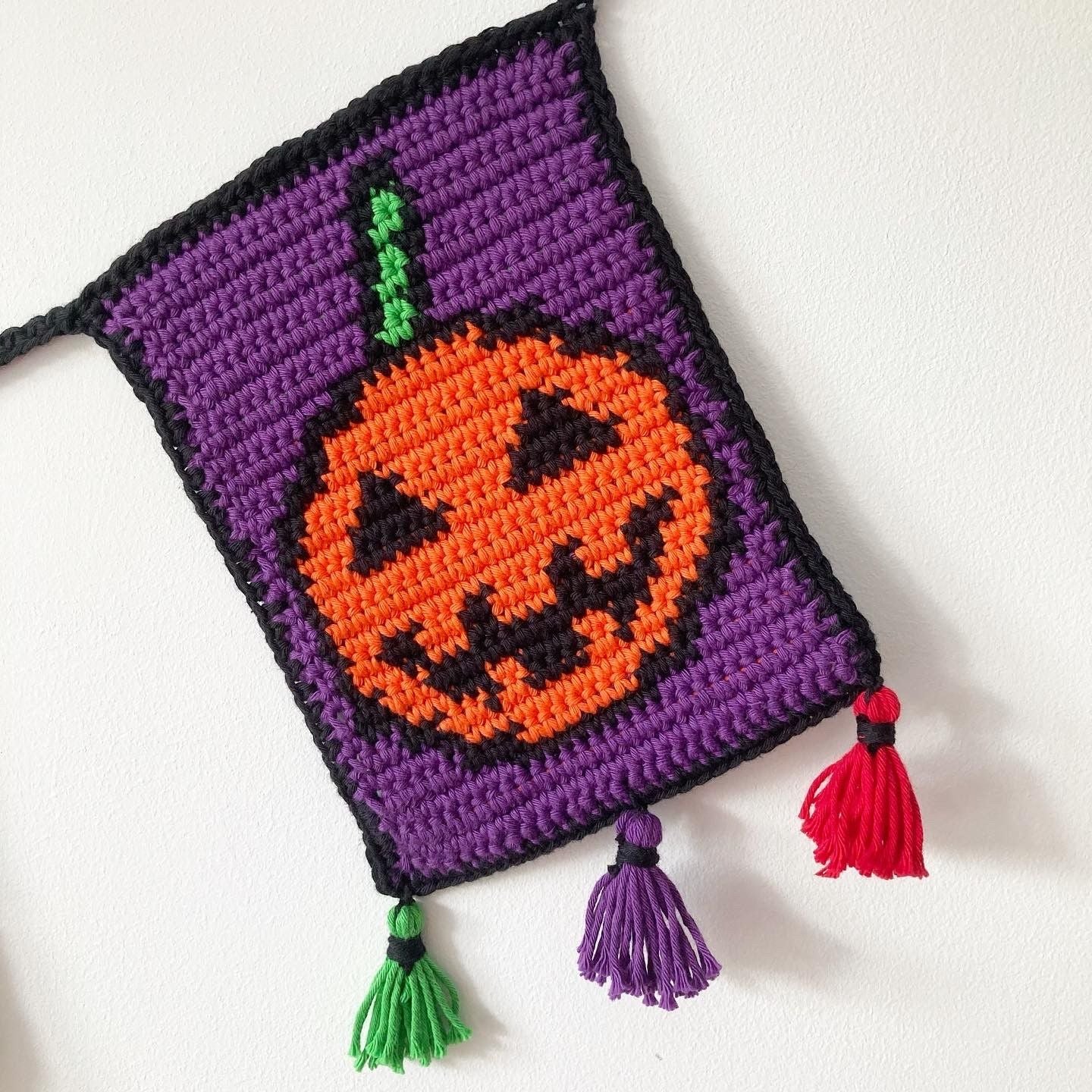 21460-halloween-bunting-1.webp