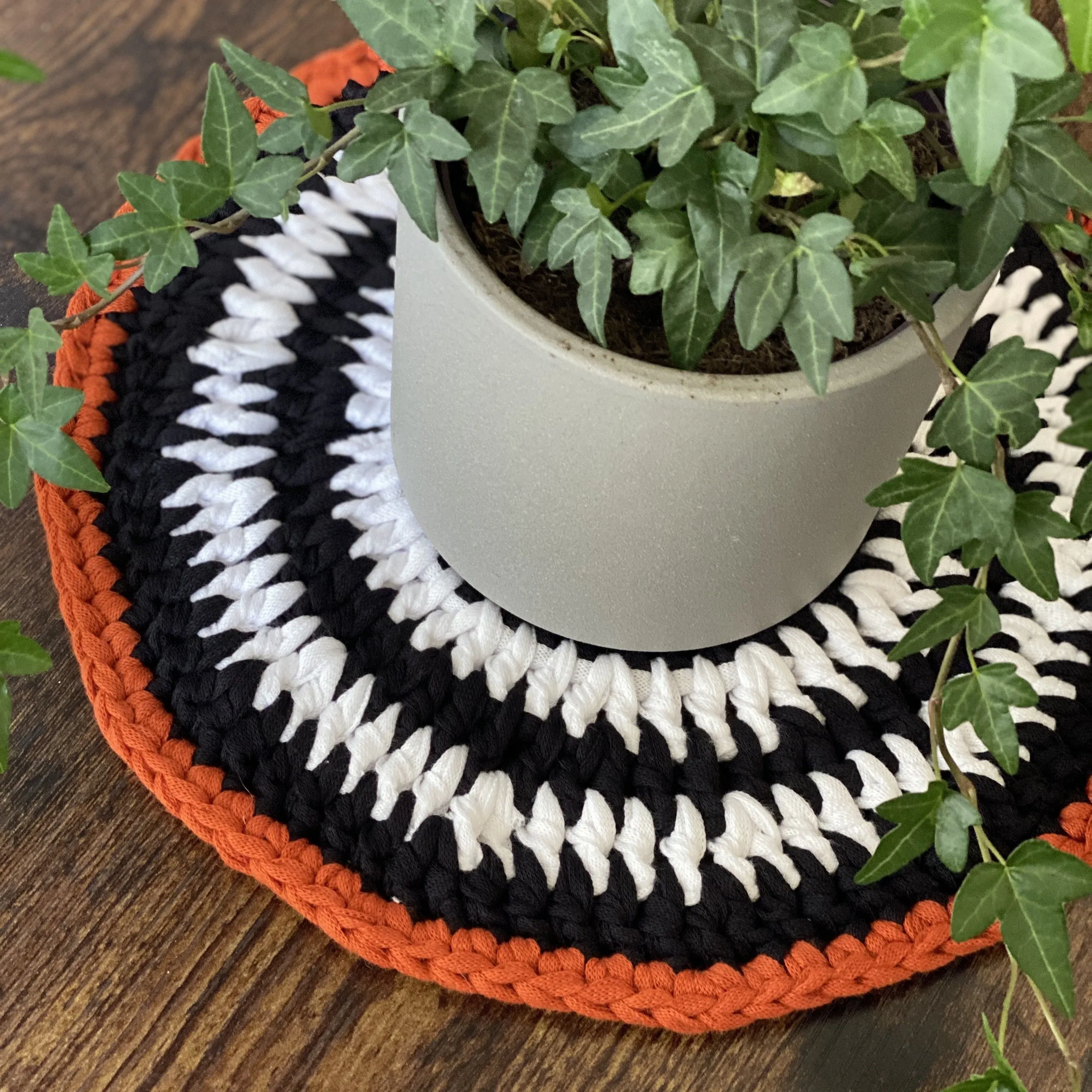21476-boo-halloween-table-mat-1.webp