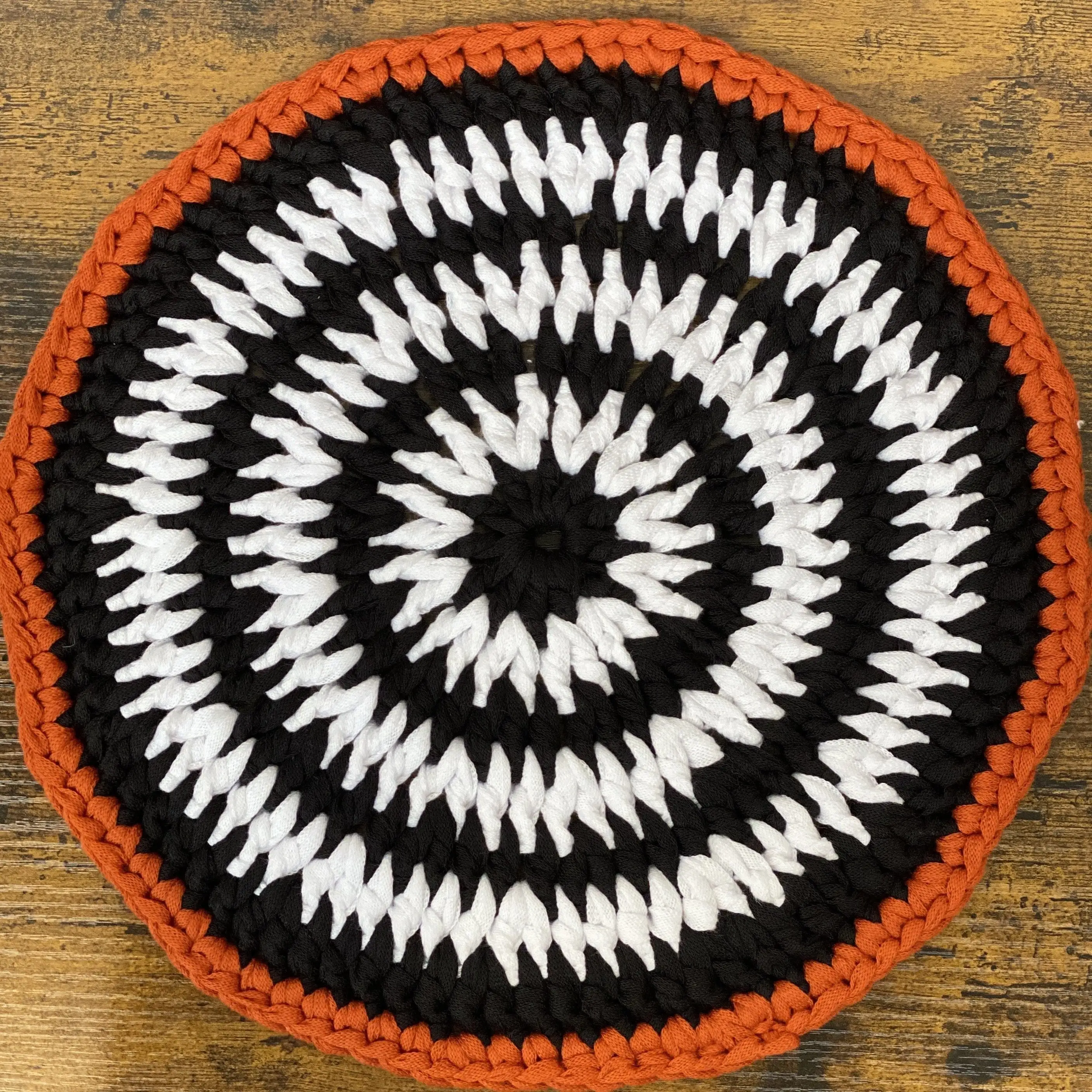 21476-boo-halloween-table-mat-1.webp