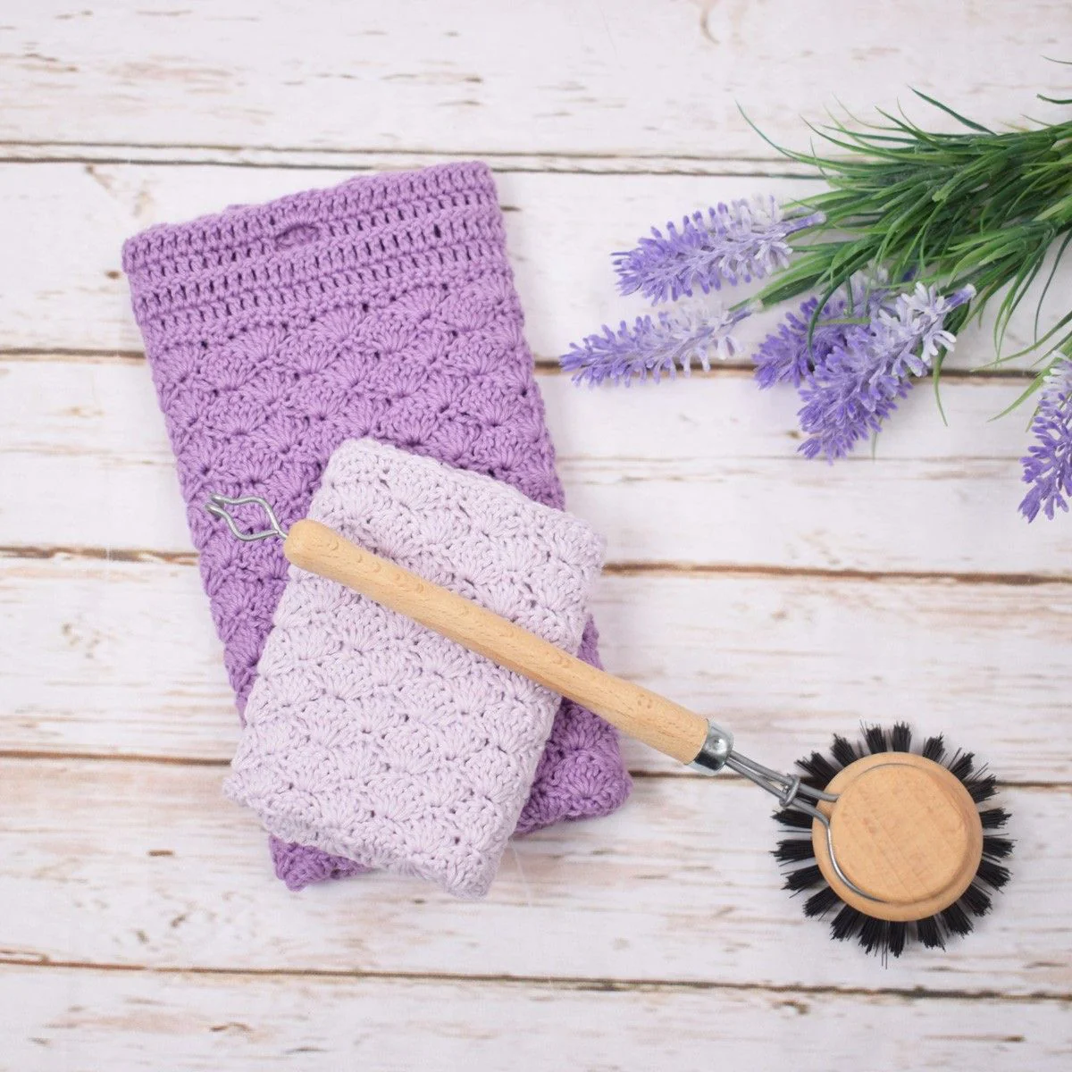 21529-kitchen-towel-wavy-1.webp