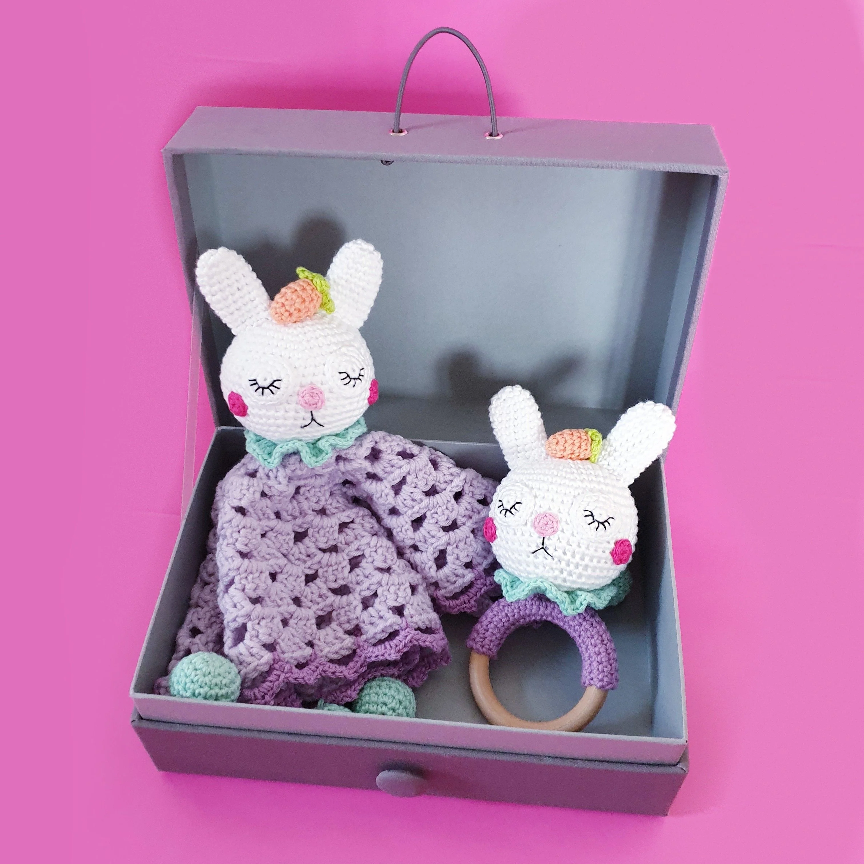 21534-kawaii-bunny-cuddle-cloth-1.webp