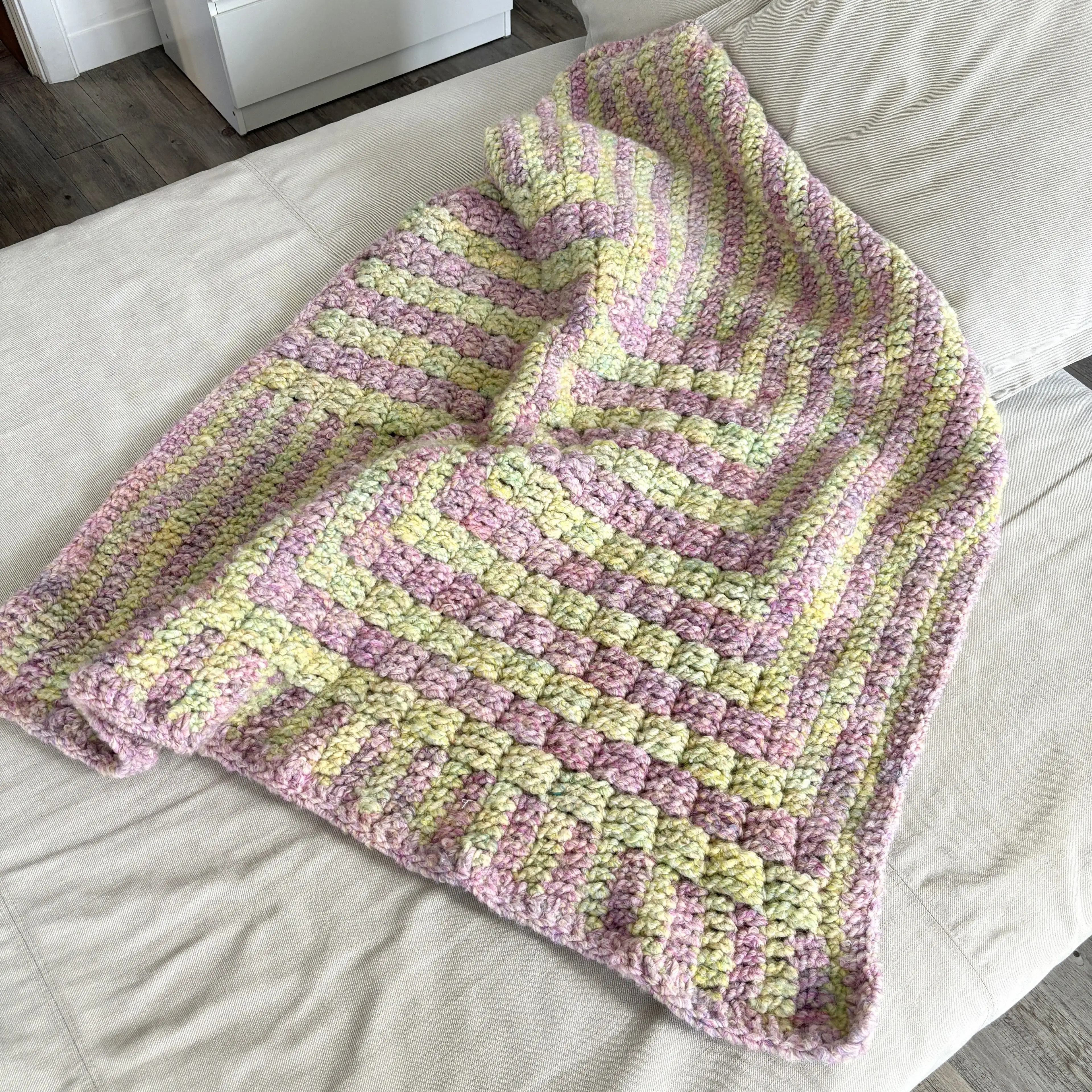 21542-verona-blanket-1.webp