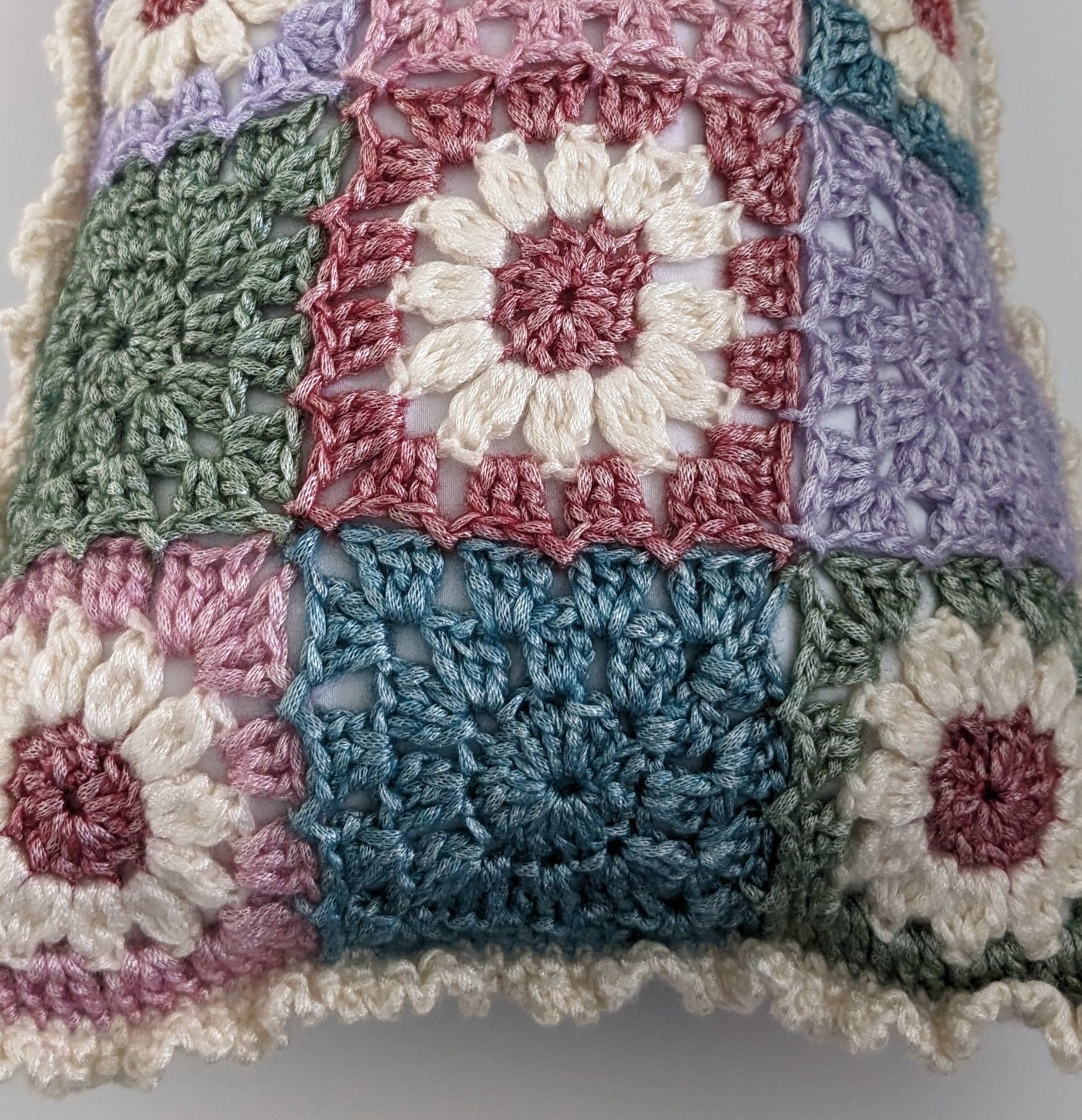 21588-patchwork-flowers-cushion-1.webp