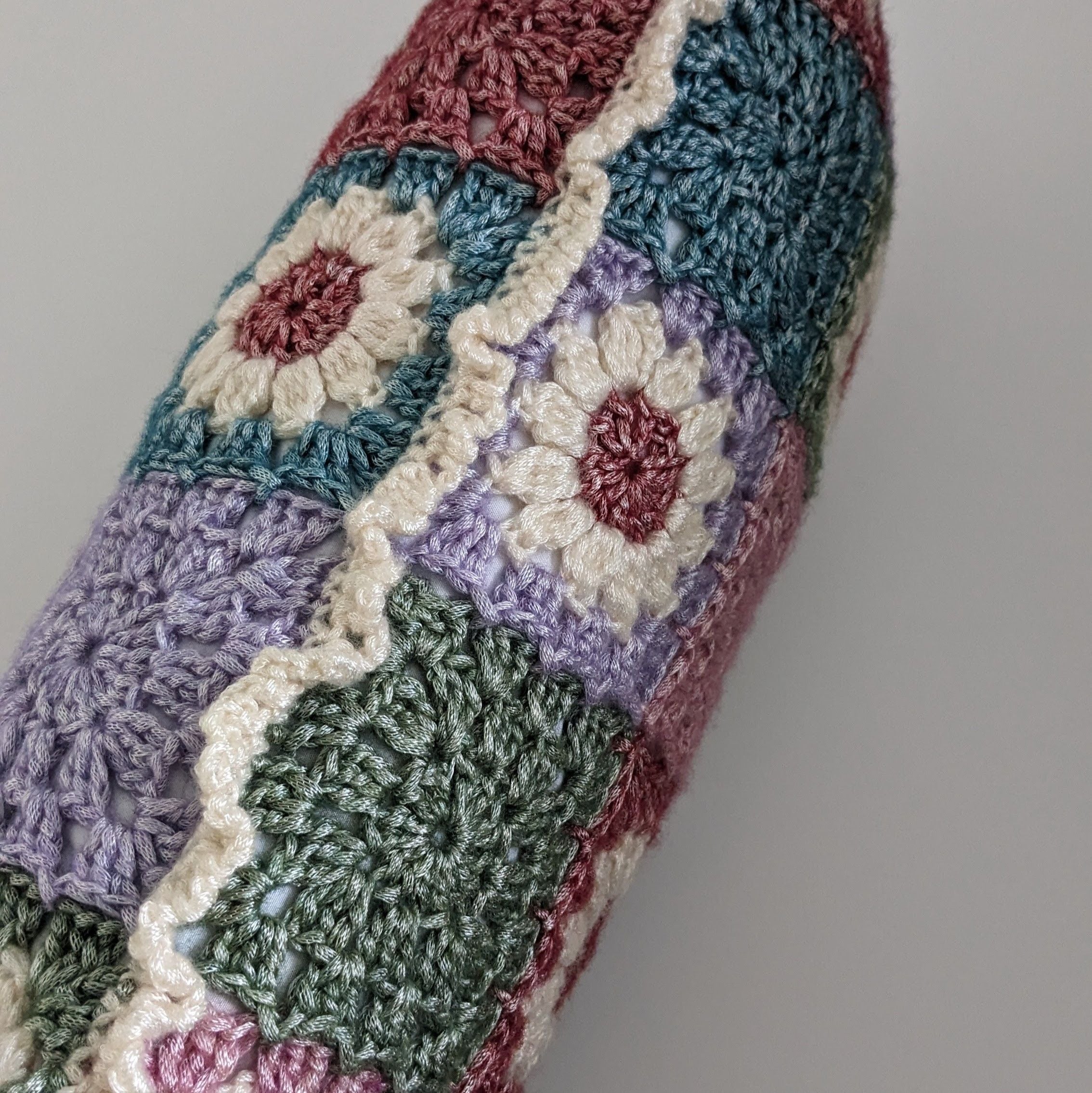 21588-patchwork-flowers-cushion-1.webp