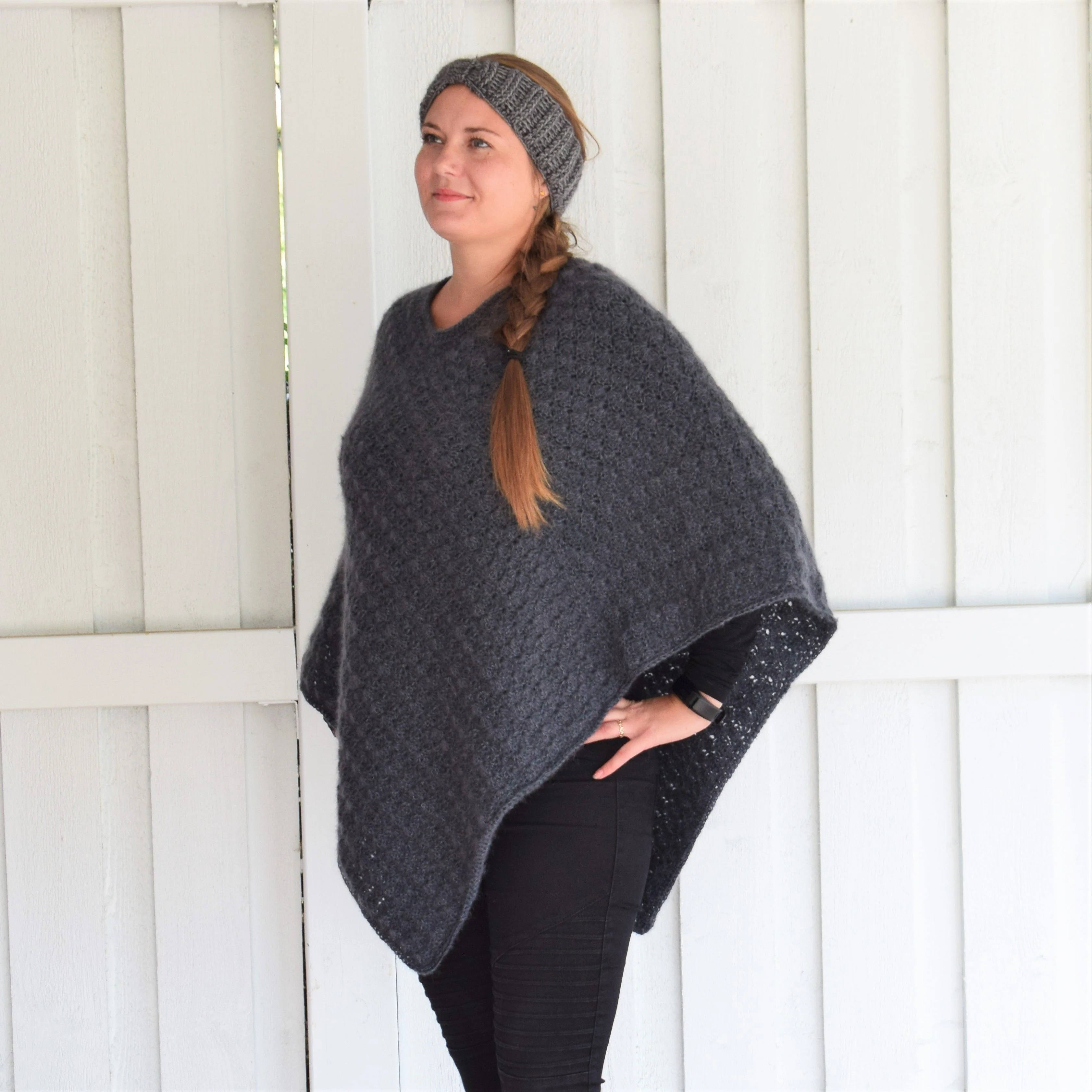 Winter Shells Poncho - Evergreen