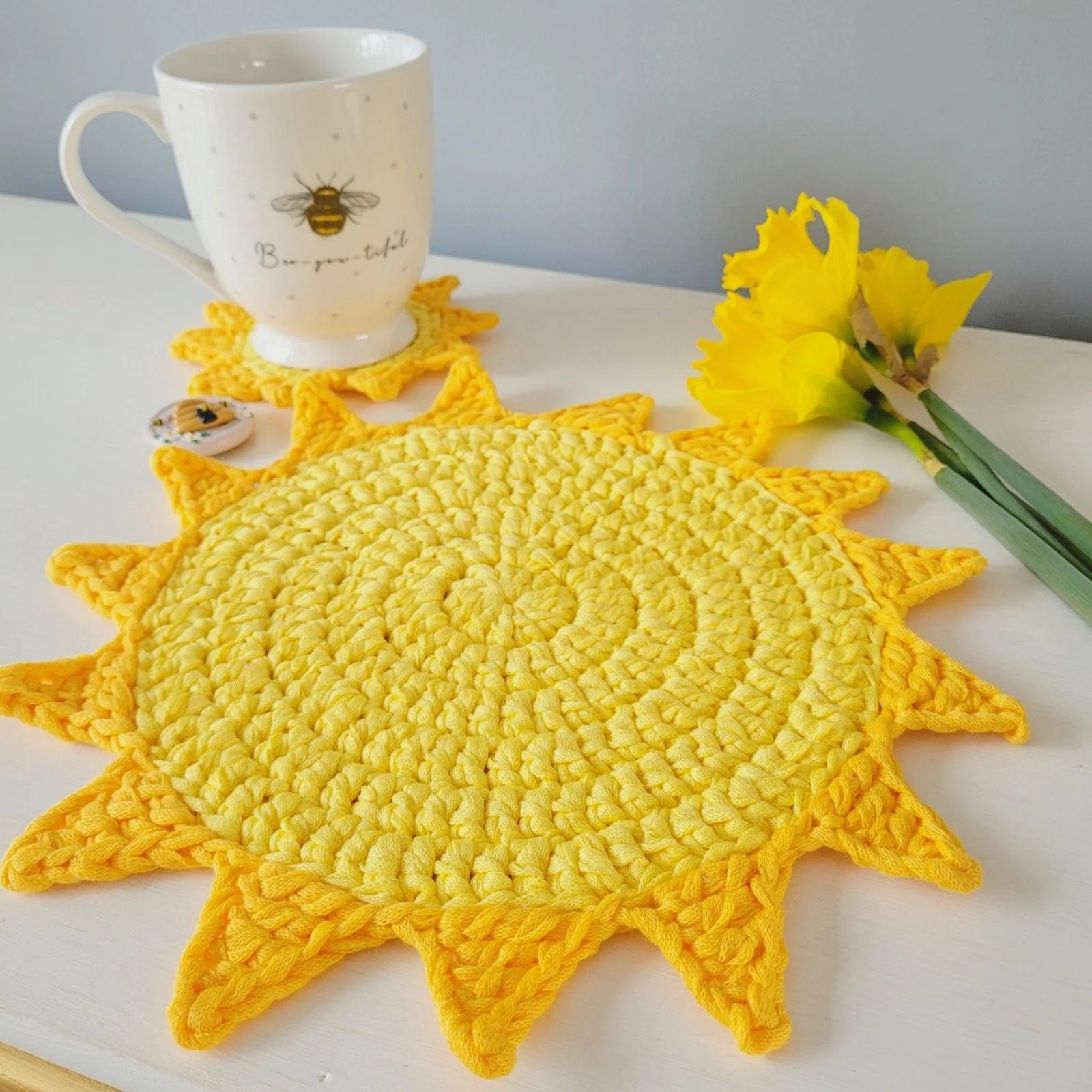 21615-let-the-light-in-placemat-and-coaster-set-1.webp