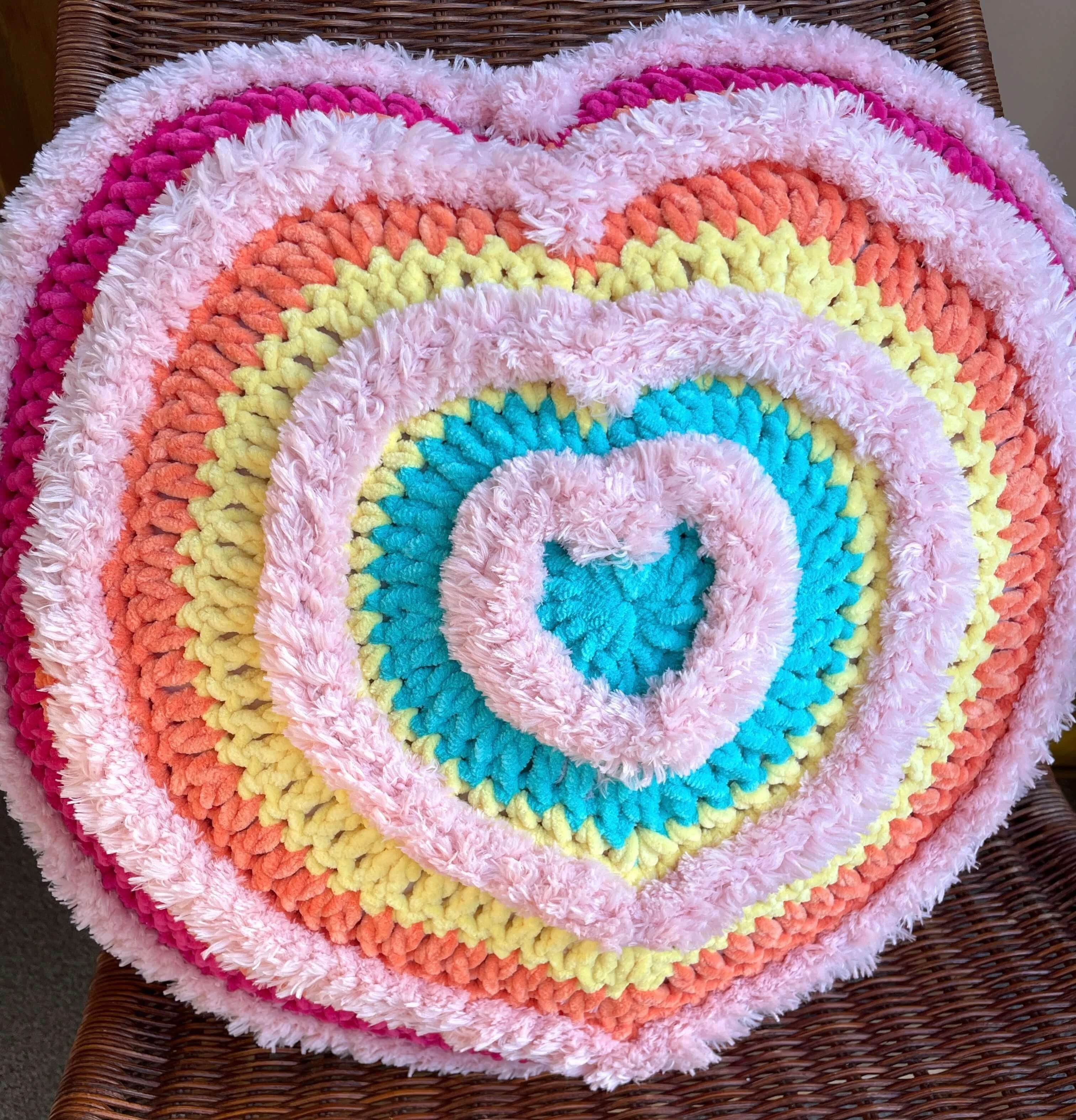 21643-heart-fluff-pillow-1.webp