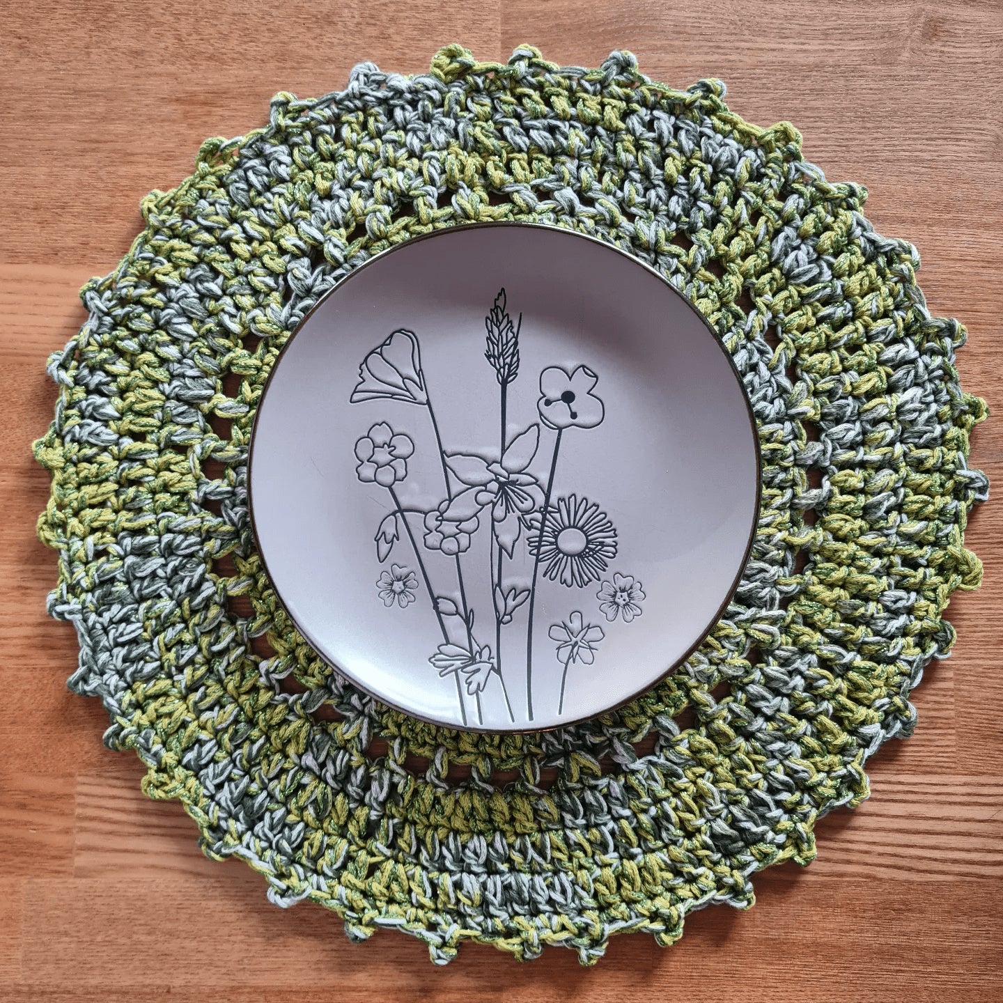 21646-pretty-prim-placemats-1.jpg