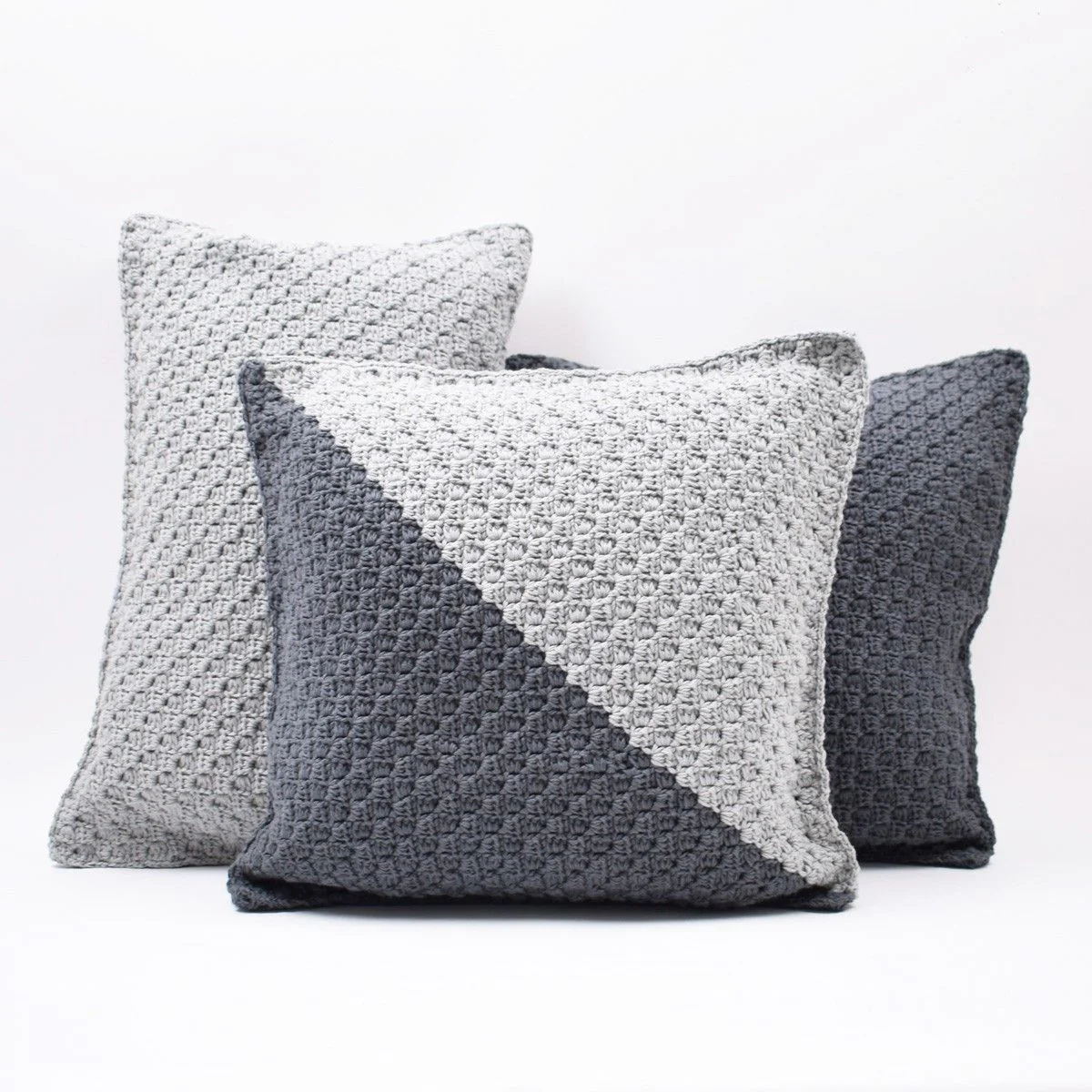 21660–c2c-cushion-mix-cotton-1.webp