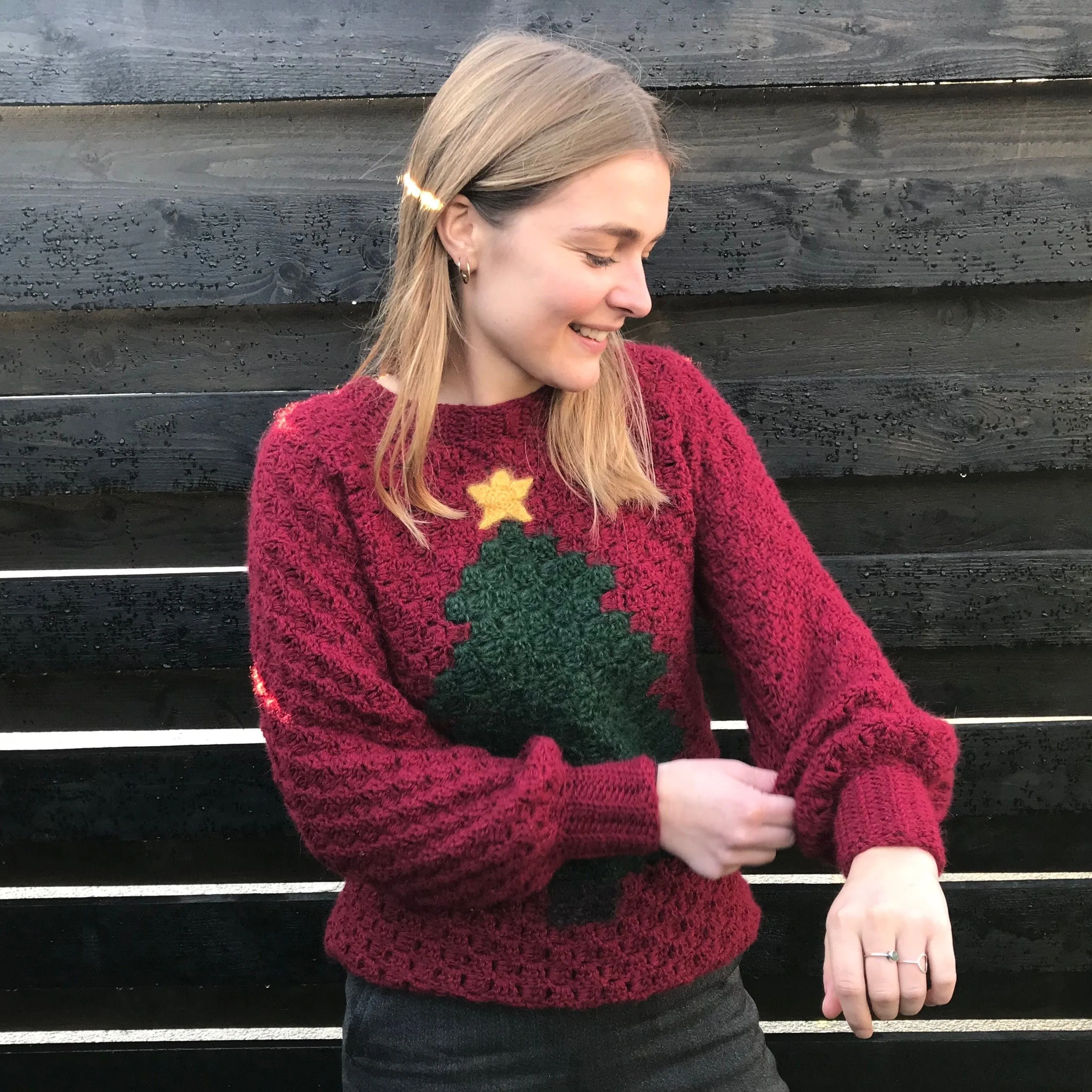 21768-johanna-christmas-sweater-1.webp