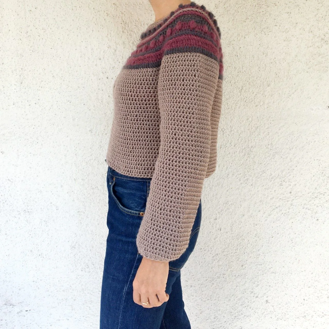 21786-carrousel-sweater-1.jpg