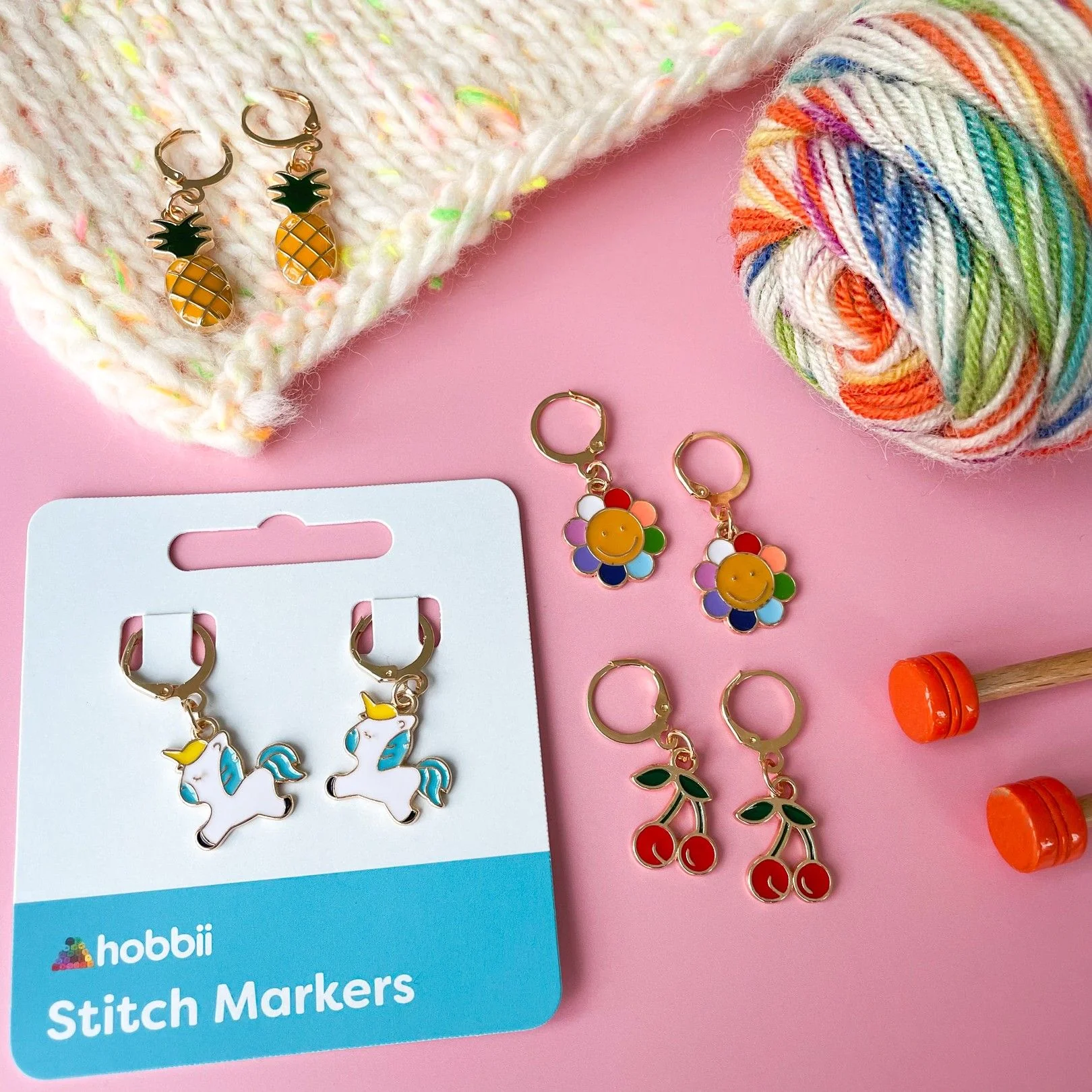 2210-stitch-markers-1.webp