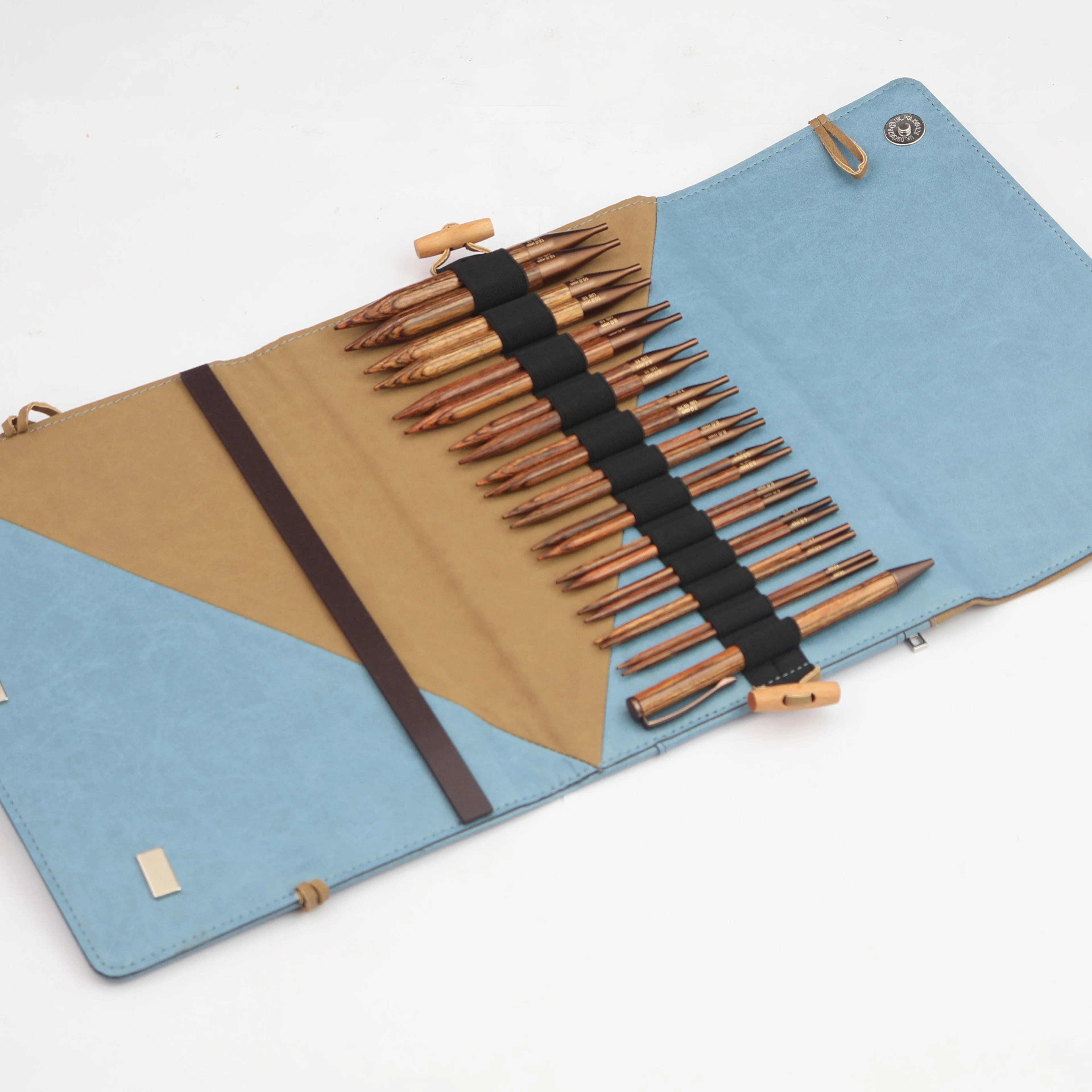 Ginger Regal  â Interchangeable Circular Needle Set - Birch