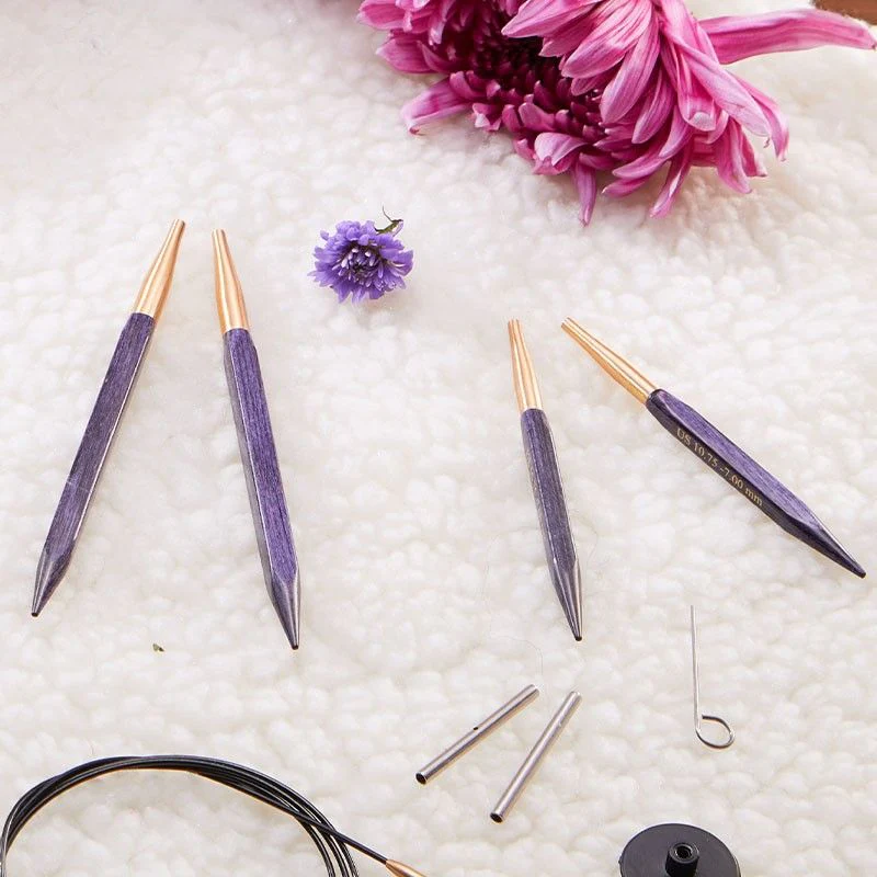 22606-j-adore-cubics-interchangeable-circular-needles-1.webp