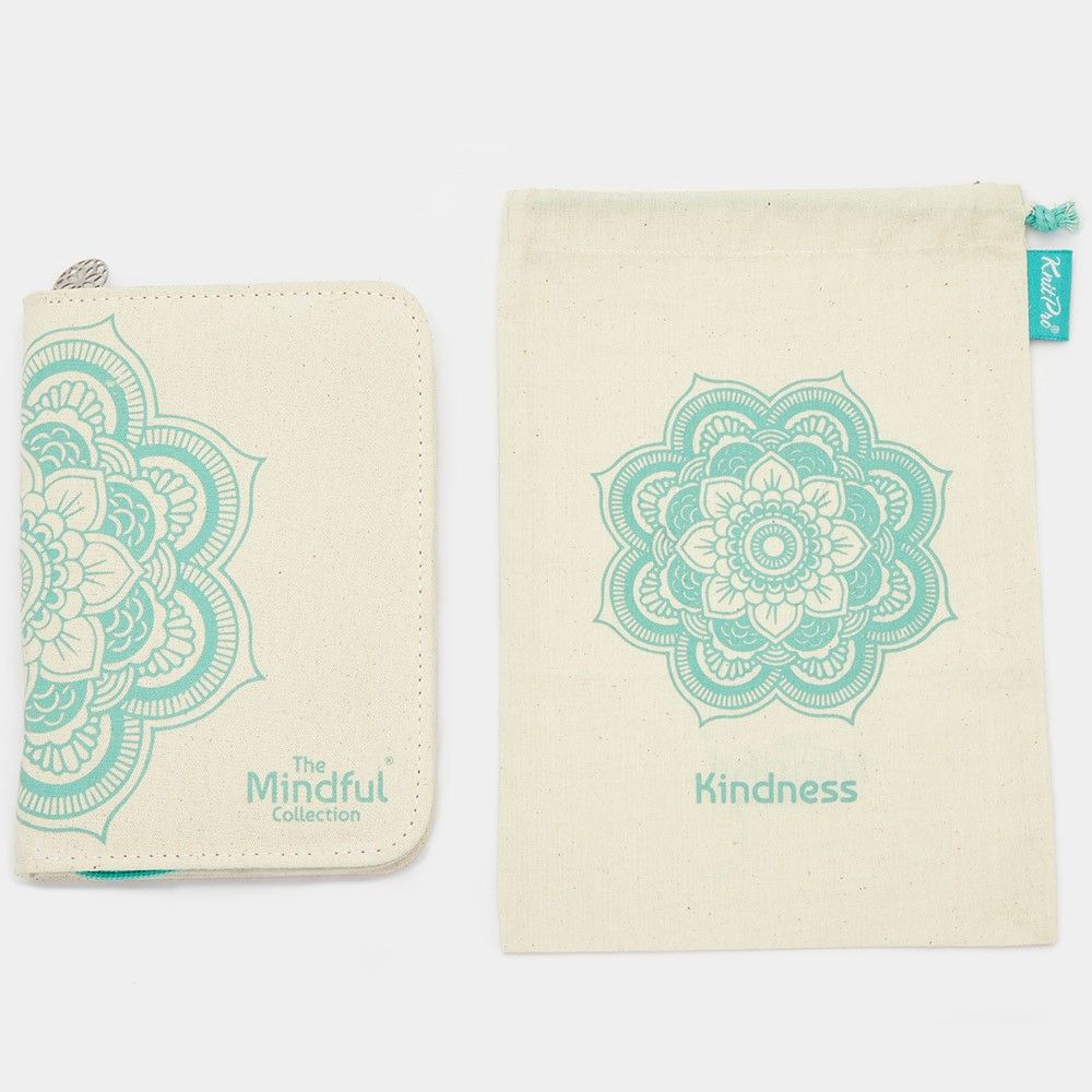 22741-the-kindness-set-short-interchangeable-circular-needles-1.webp