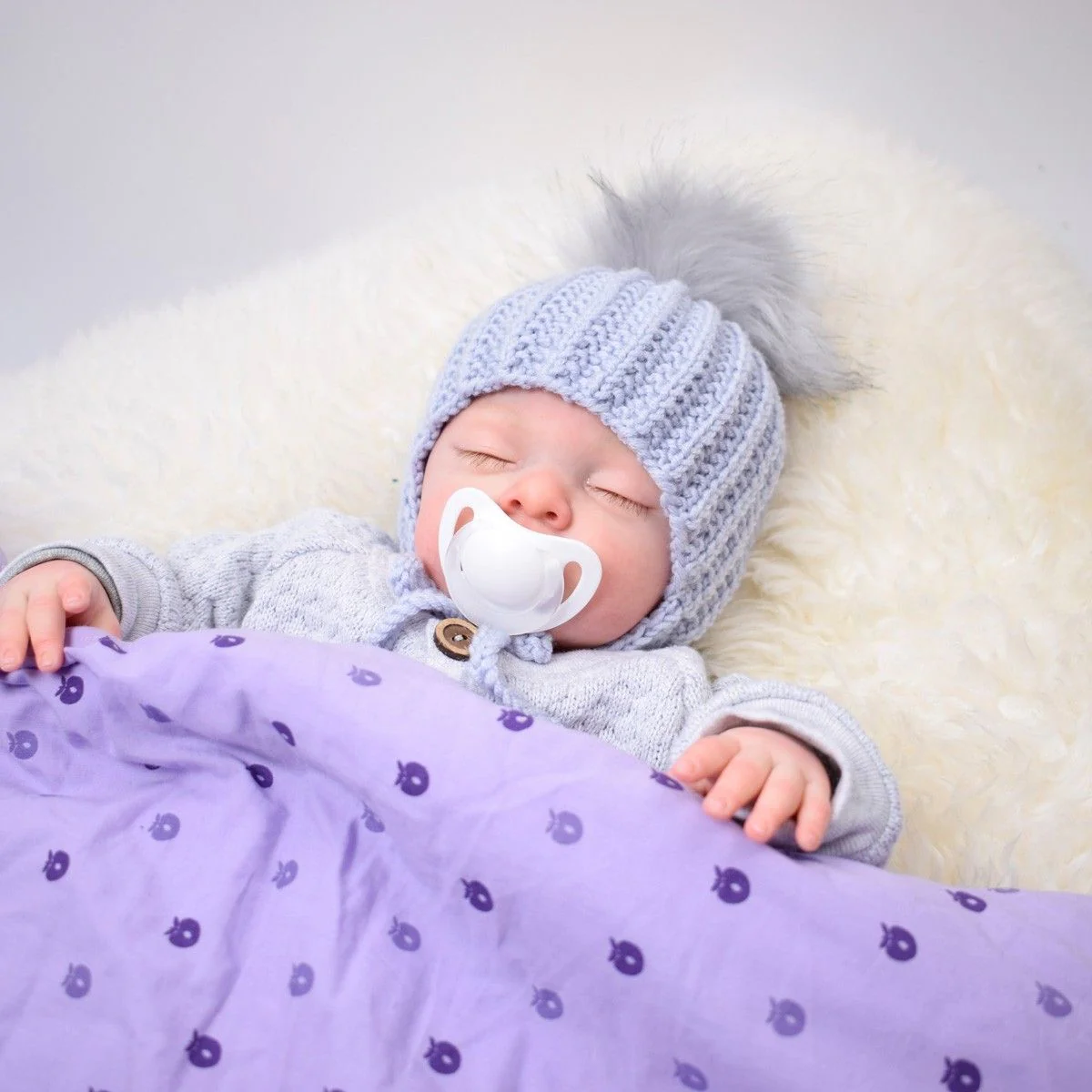 22809-grit-baby-hat-1.webp