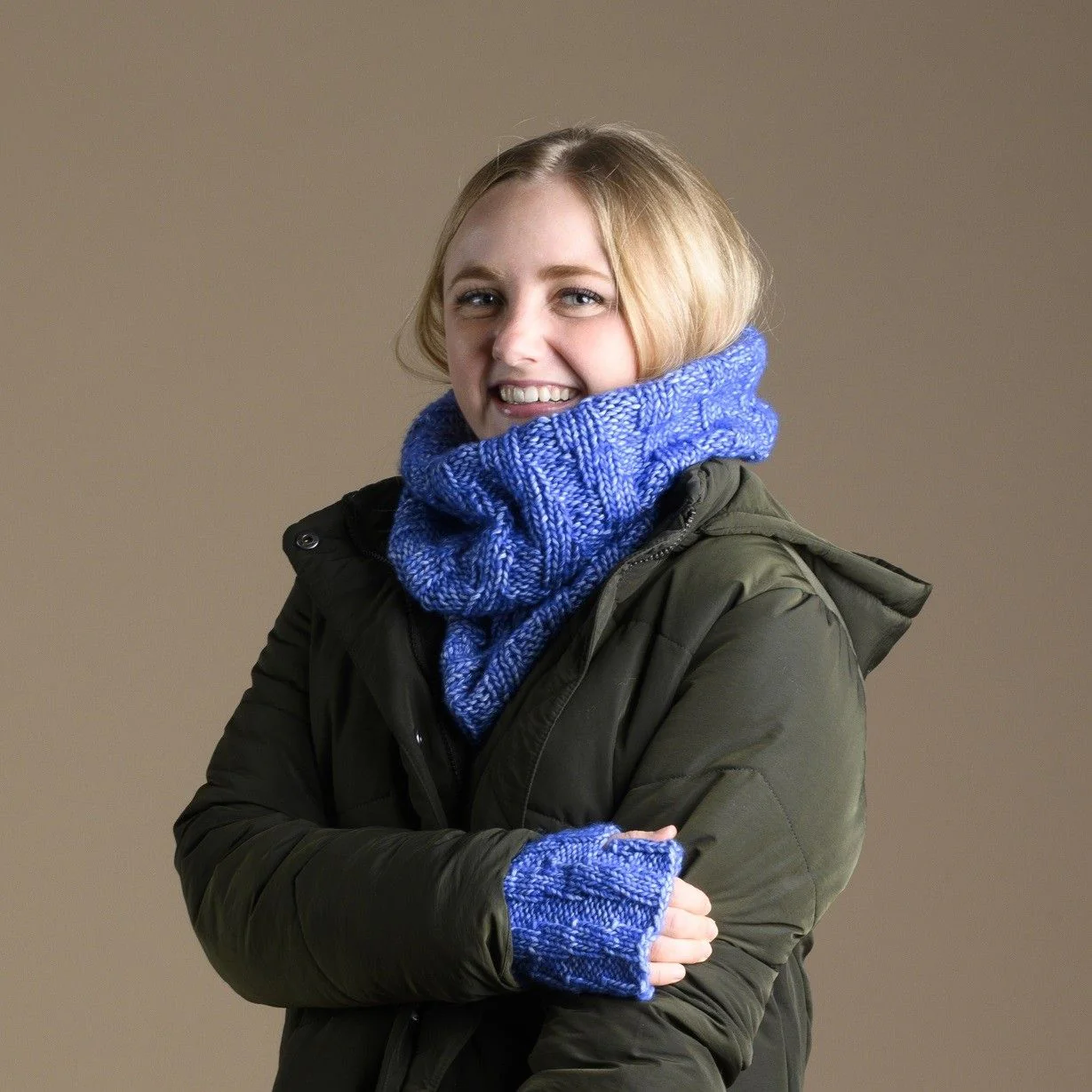 22840-safir-tube-scarf-1.webp
