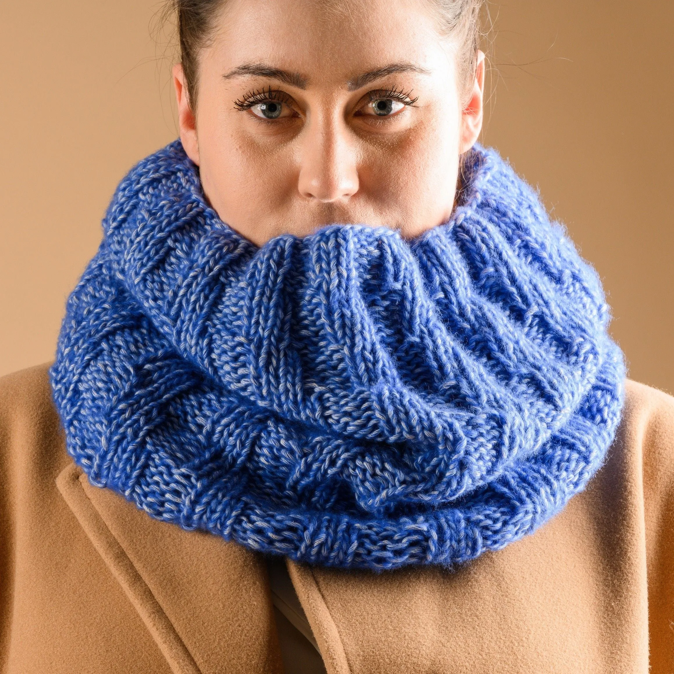 22840-safir-tube-scarf-1.webp