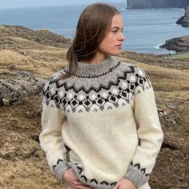 22876-tundra-sweater-1.webp