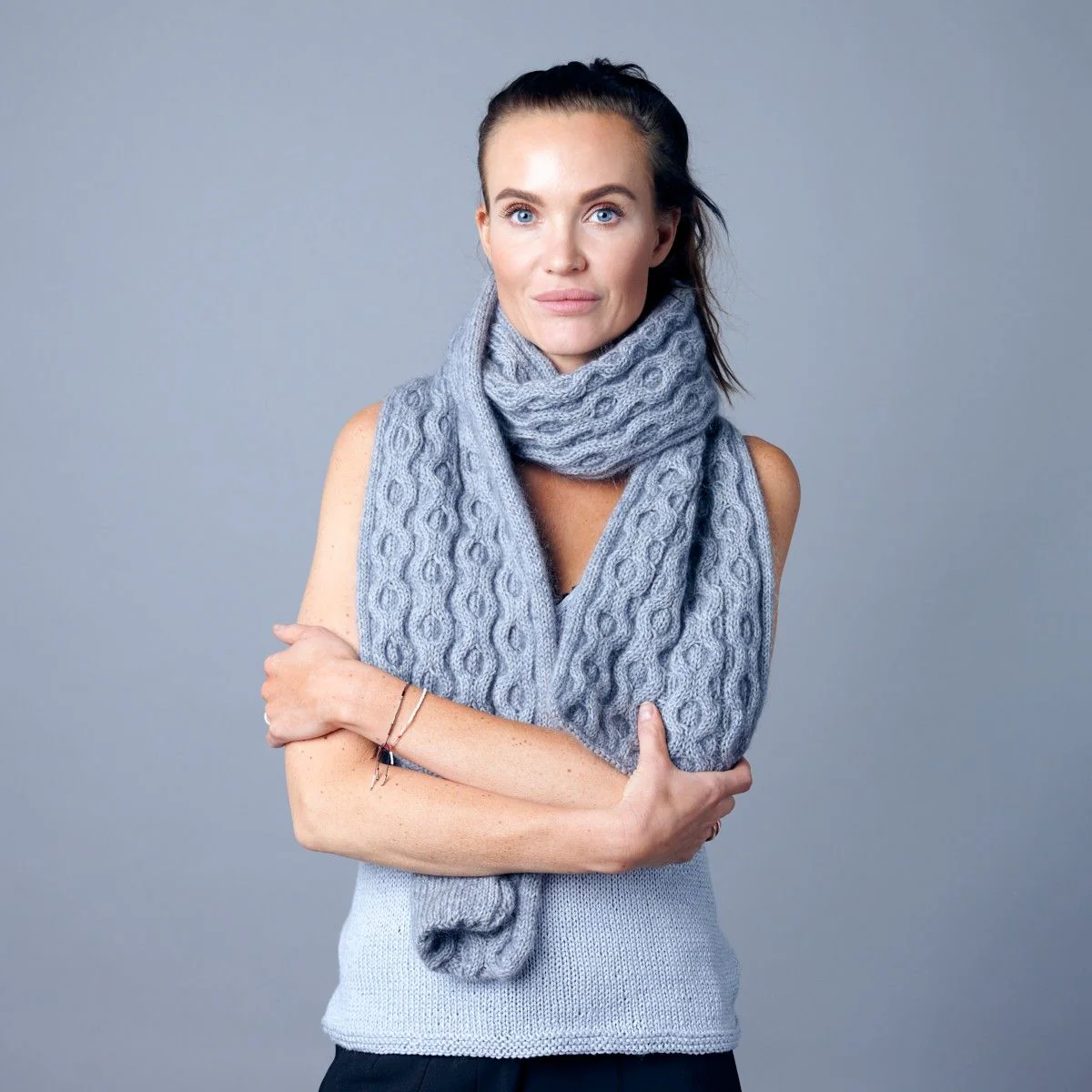 Dee Scarf