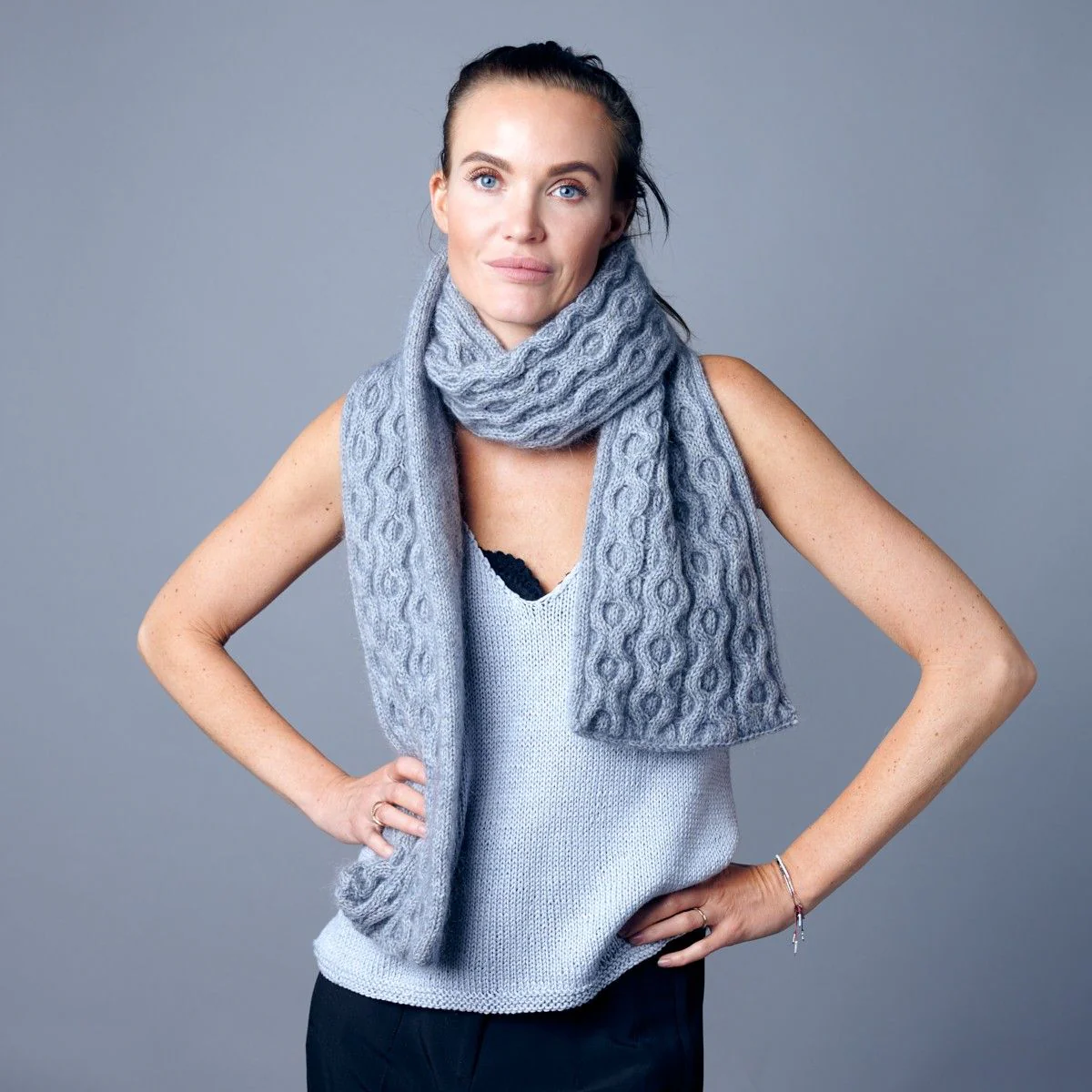 22881-dee-scarf-1.webp